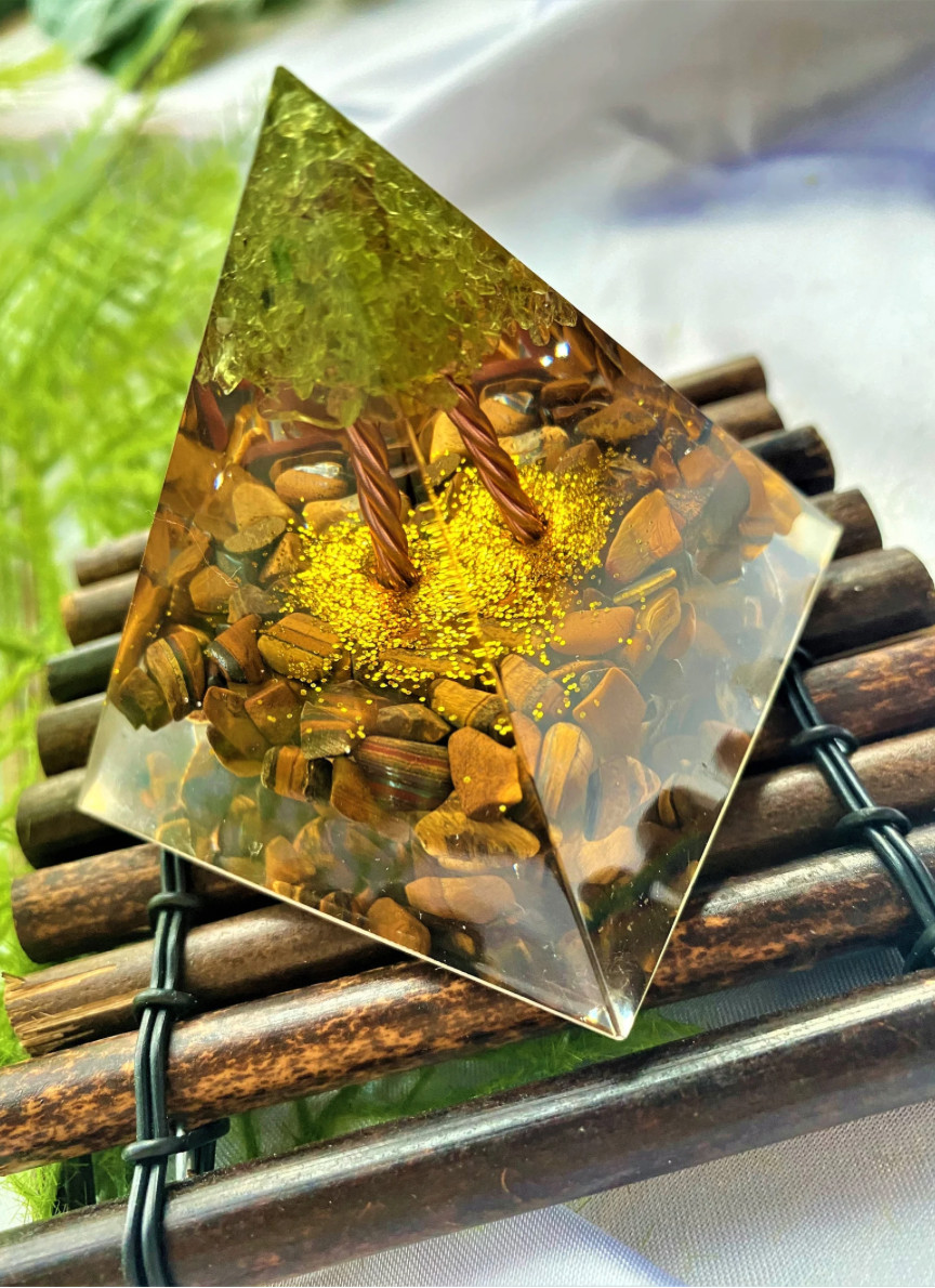 Tree of Life Orgone Pyramid- Reiki Healing Natural Crystal Meditation stone 80MM