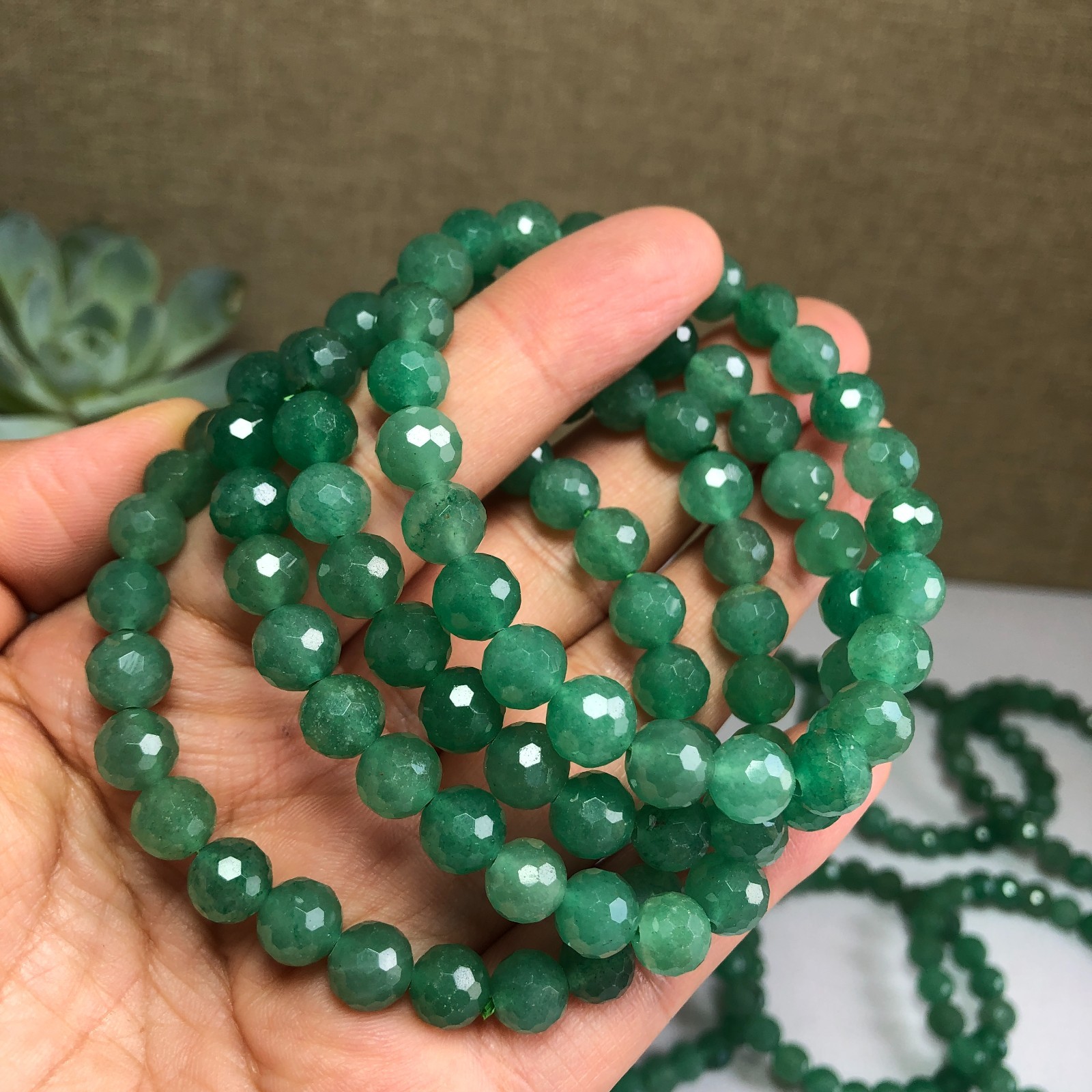 5Pcs Wholesal Natural Aventurine Quartz bracelets Crystal ball sphere facet 8mm