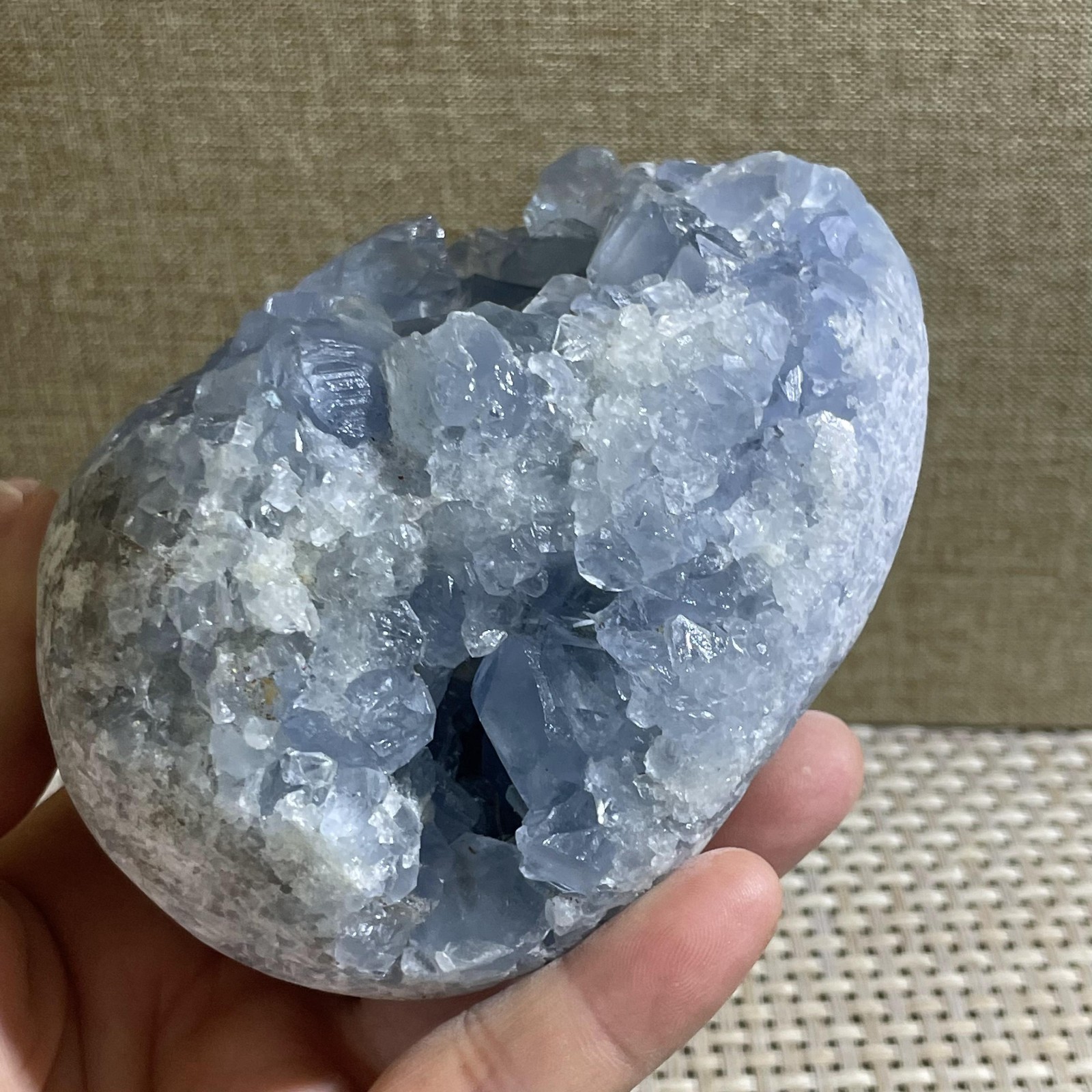 820g Celestite Crystal Natural Sky Blue Geode Cluster – Rough Stone Crystal