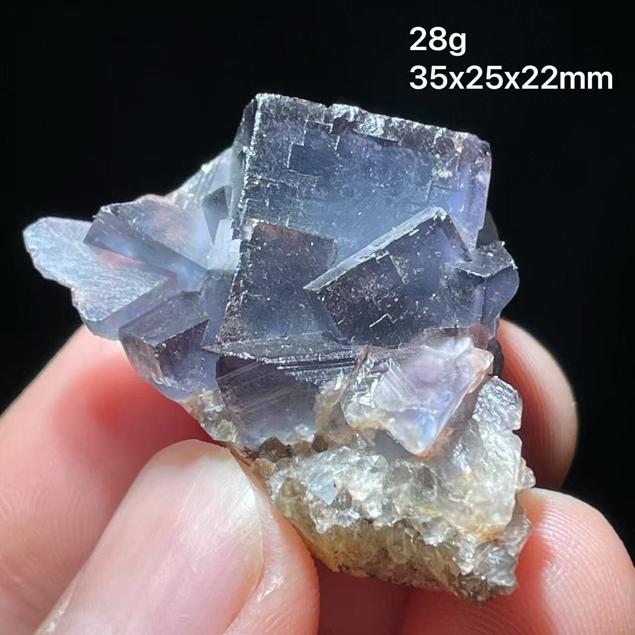 100% natural blue fluorite, Smoke crystal ,UV blue mineral specimen from Beijing