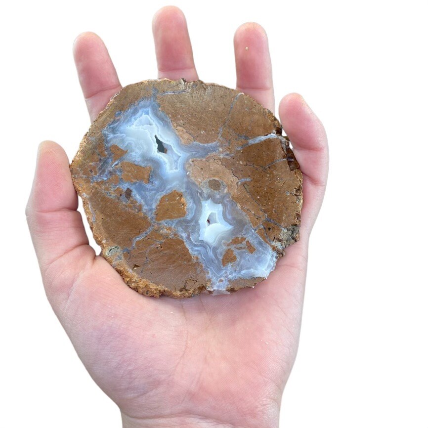 Deluxe Gift Pack – 10 Break Your Own Quartz Geodes Plus 5 Sliced Geode Halves