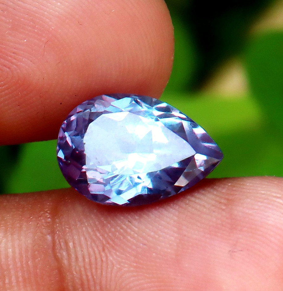 6.40 Ct Pear Shape Natural Certified Color Change Alexandrite Loose Gemstone