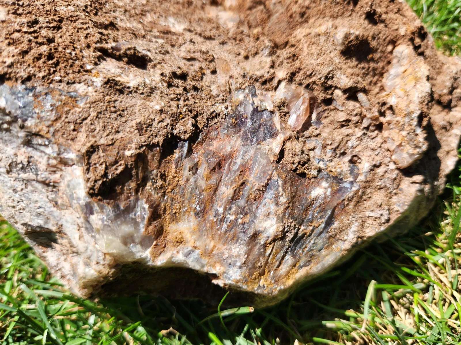 12-lb Rough Amethyst Quartz, Ideal for Lapidary, Boudi Amethyst
