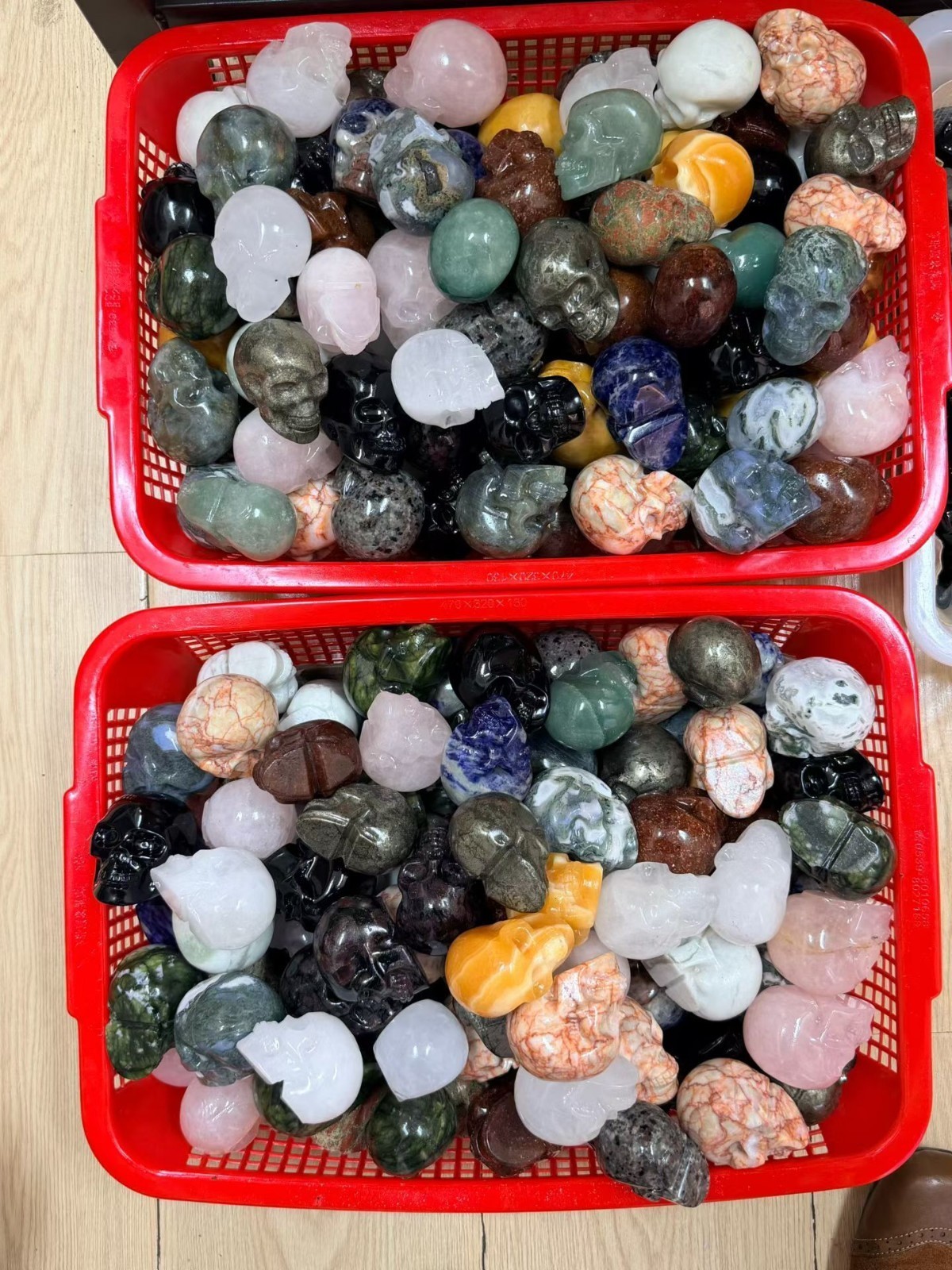 50pc Natural Mixed Quartz hand Carved skull crystal Reiki healing Gift Decor