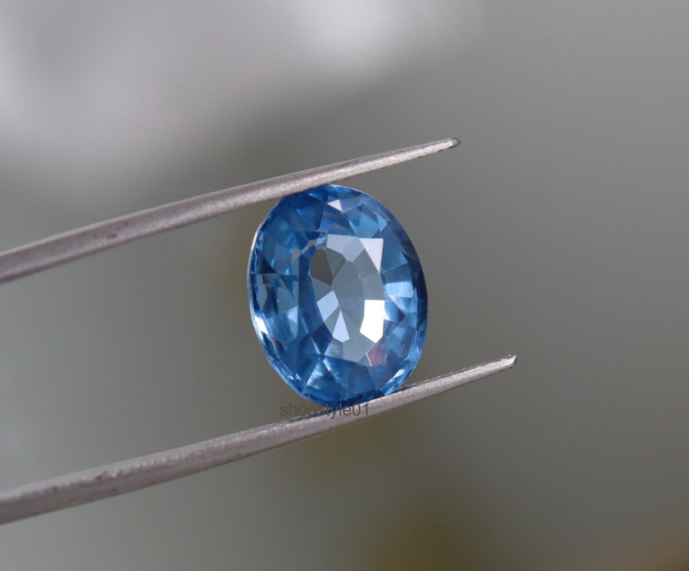 7.55 Ct Natural Certified Aquamarine – Oval Cut Loose Gemstone (13.3 × 10.8mm