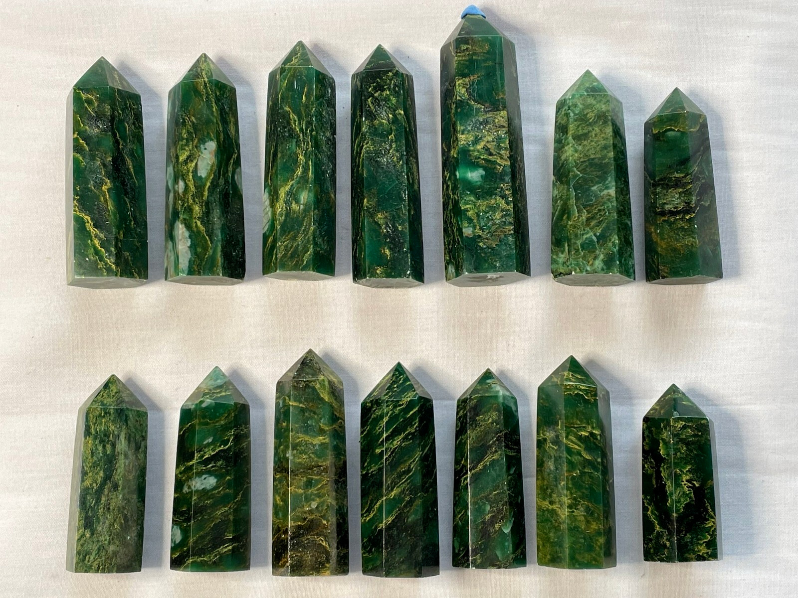 1 LB Wholesale Lot Natural Green Emerald Crystal Towers Healing Gemstone Points