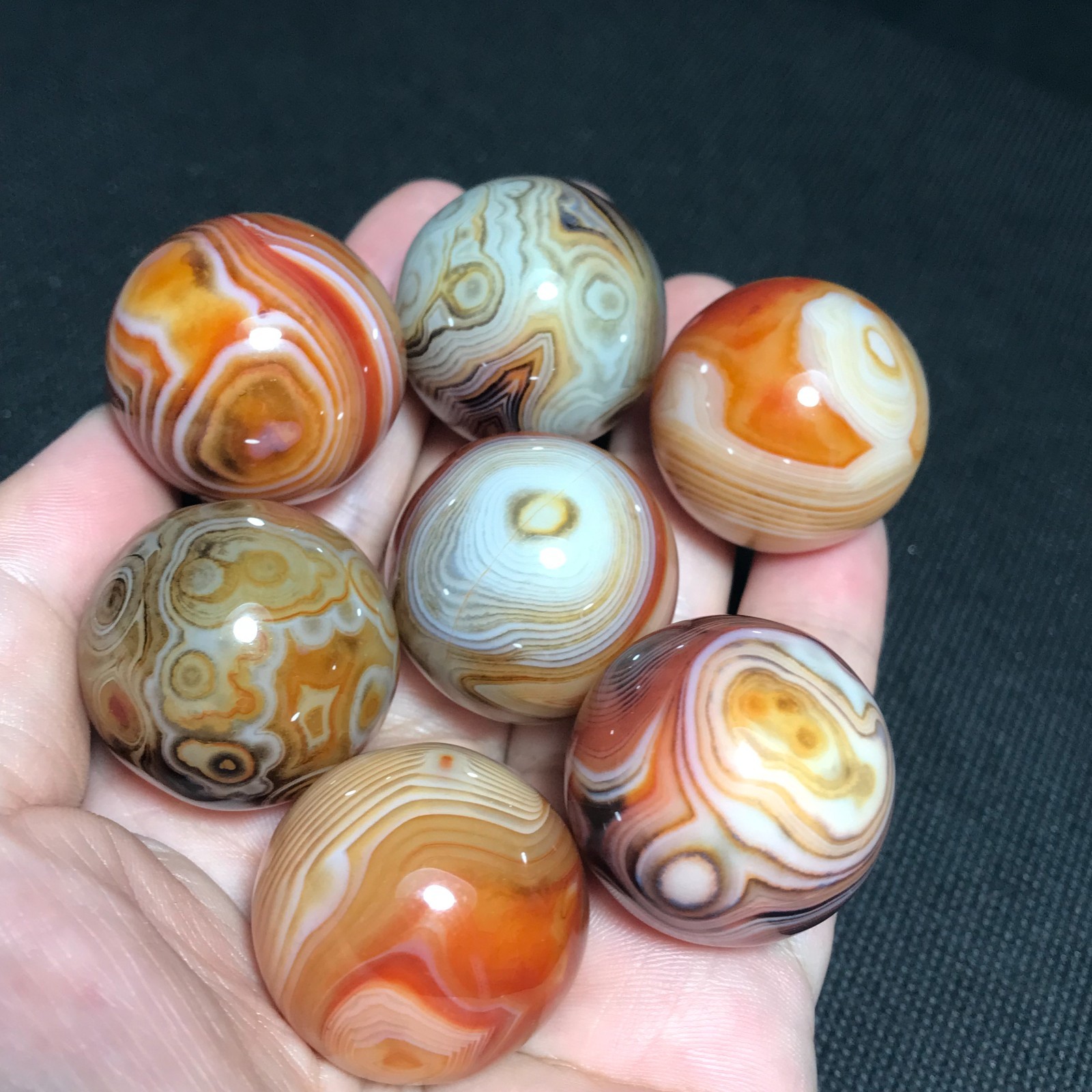 191g 7pcs 26mm Polished Silk Banded Lace Agate Ball Madagascar+base 477