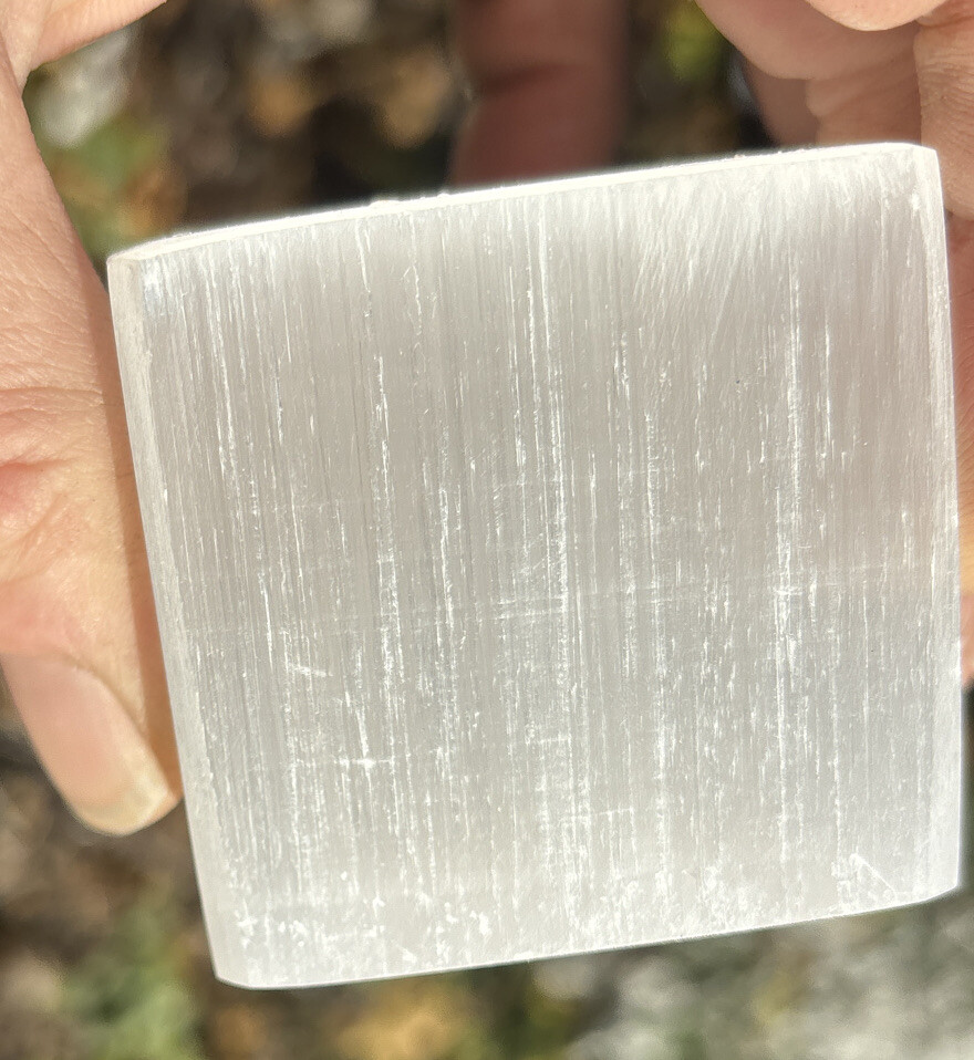 2 inch selenite cube