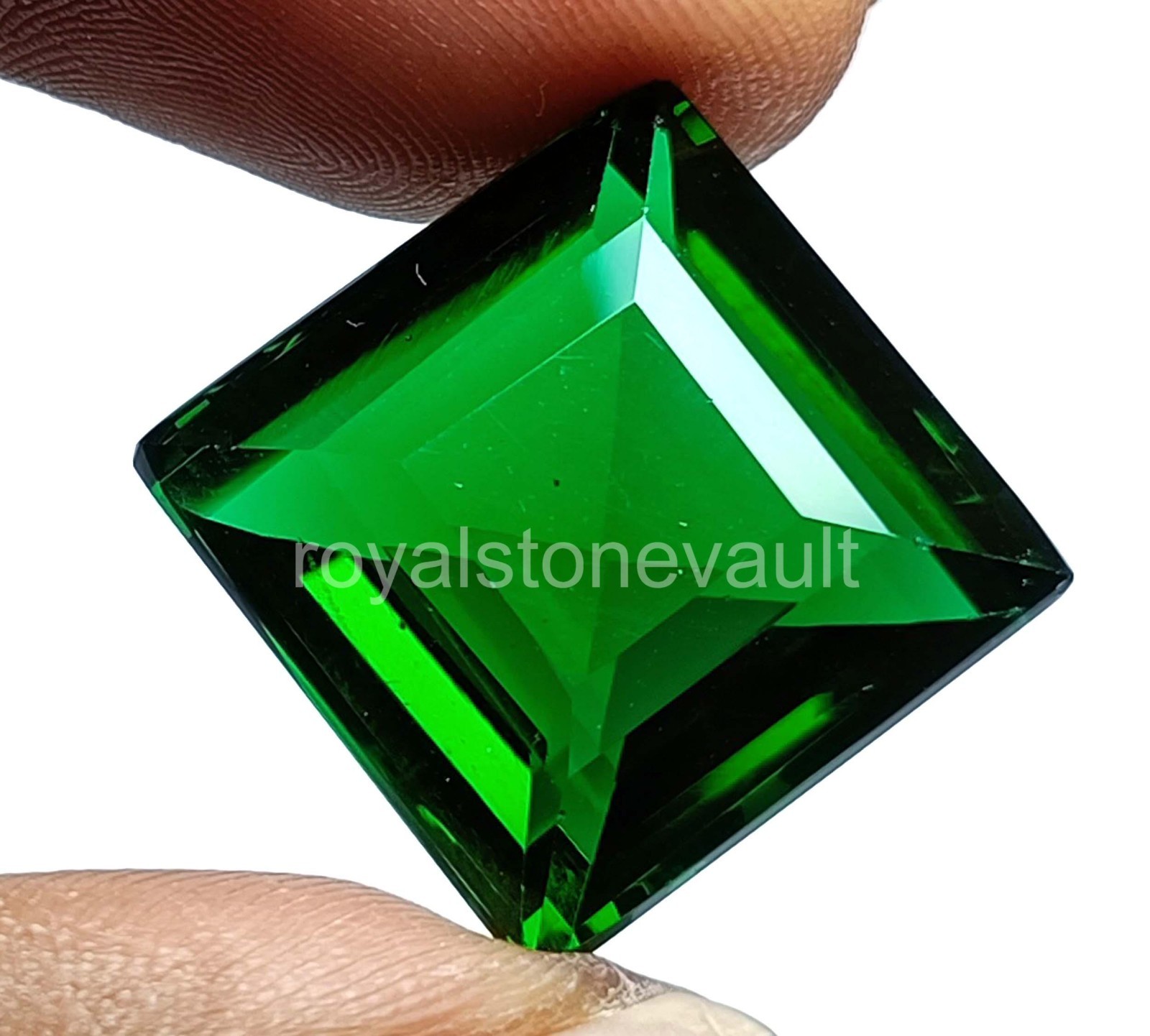 Loose Gemstone 21.50 Ct Natural Green Emerald – IGL Certified Princess Cut 5AOT