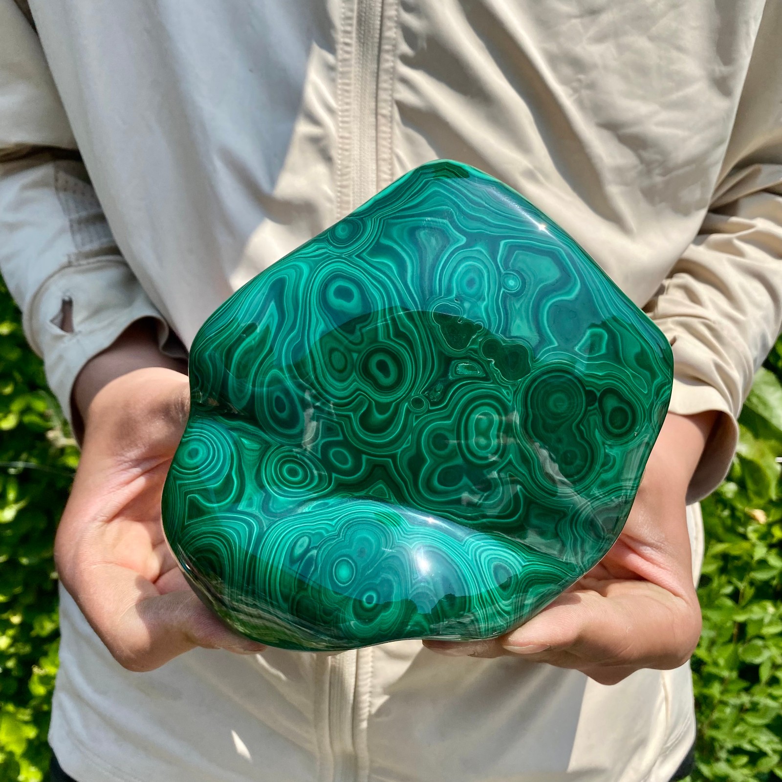 3.08LB Natural glossy Malachite transparent cluster rough mineral sample