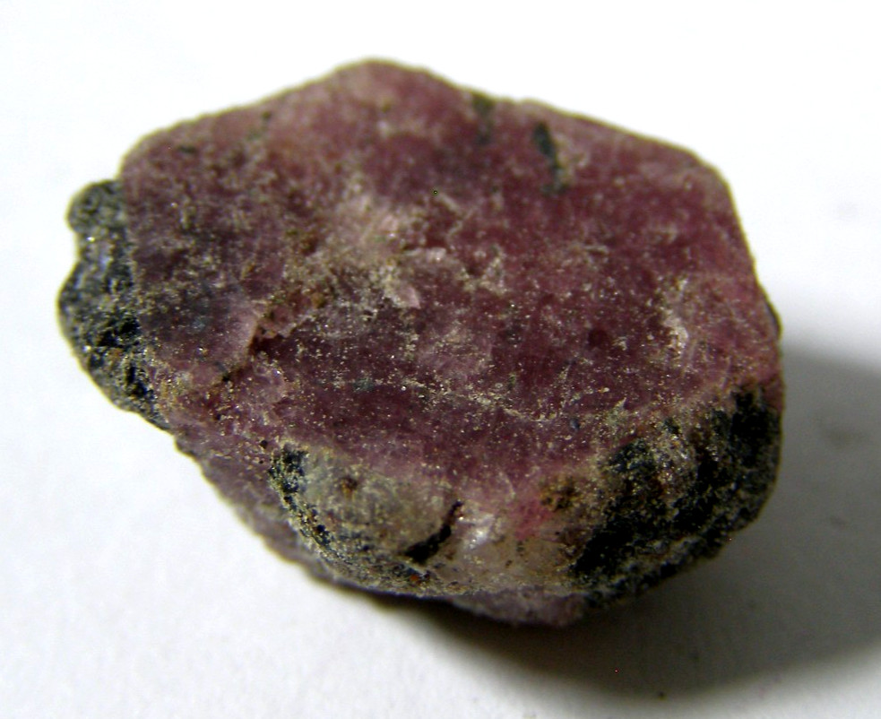 NATURAL HEXAGONAL RUBY CRYSTAL RECORD KEEPER 1.9 x 1.5 cms 5.59 gms – LOVE #16