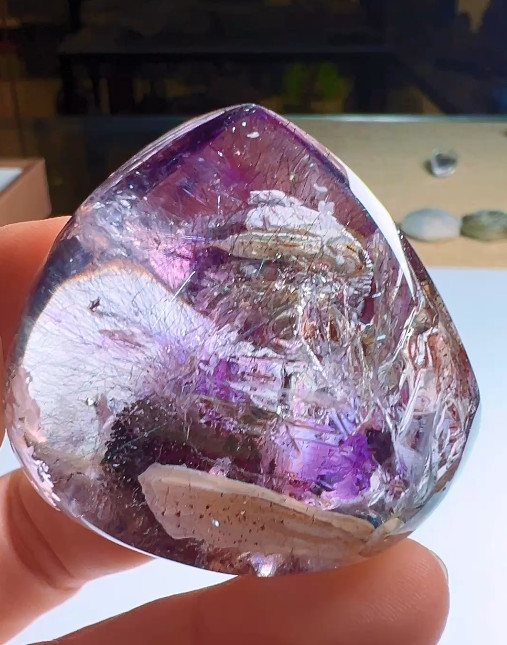 42*45*26mm Natural Enhydro Quartz Moving Water Drop Specimens Palm Reiki
