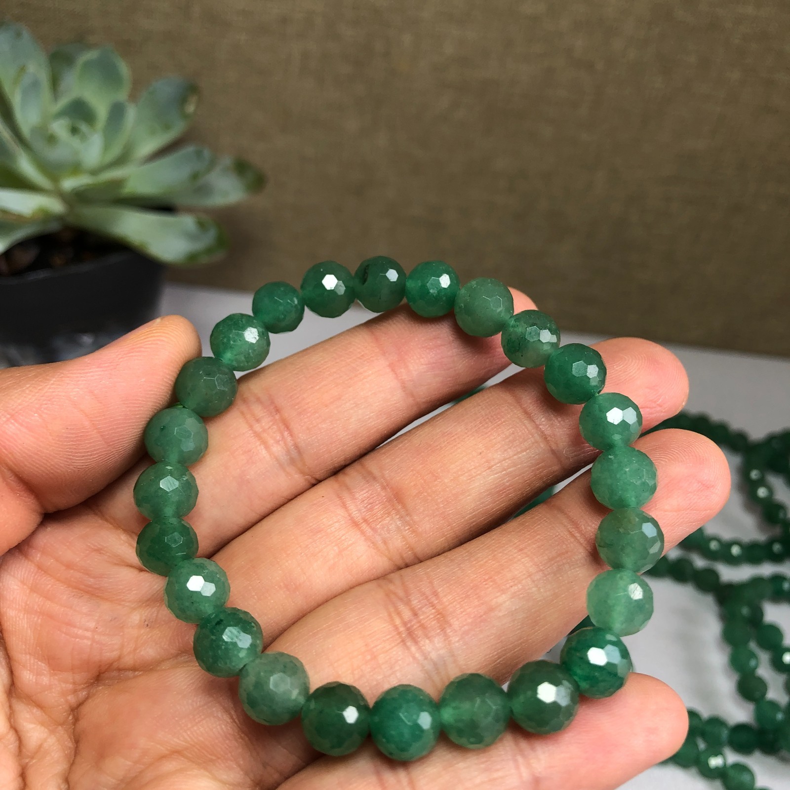 5Pcs Wholesal Natural Aventurine Quartz bracelets Crystal ball sphere facet 8mm