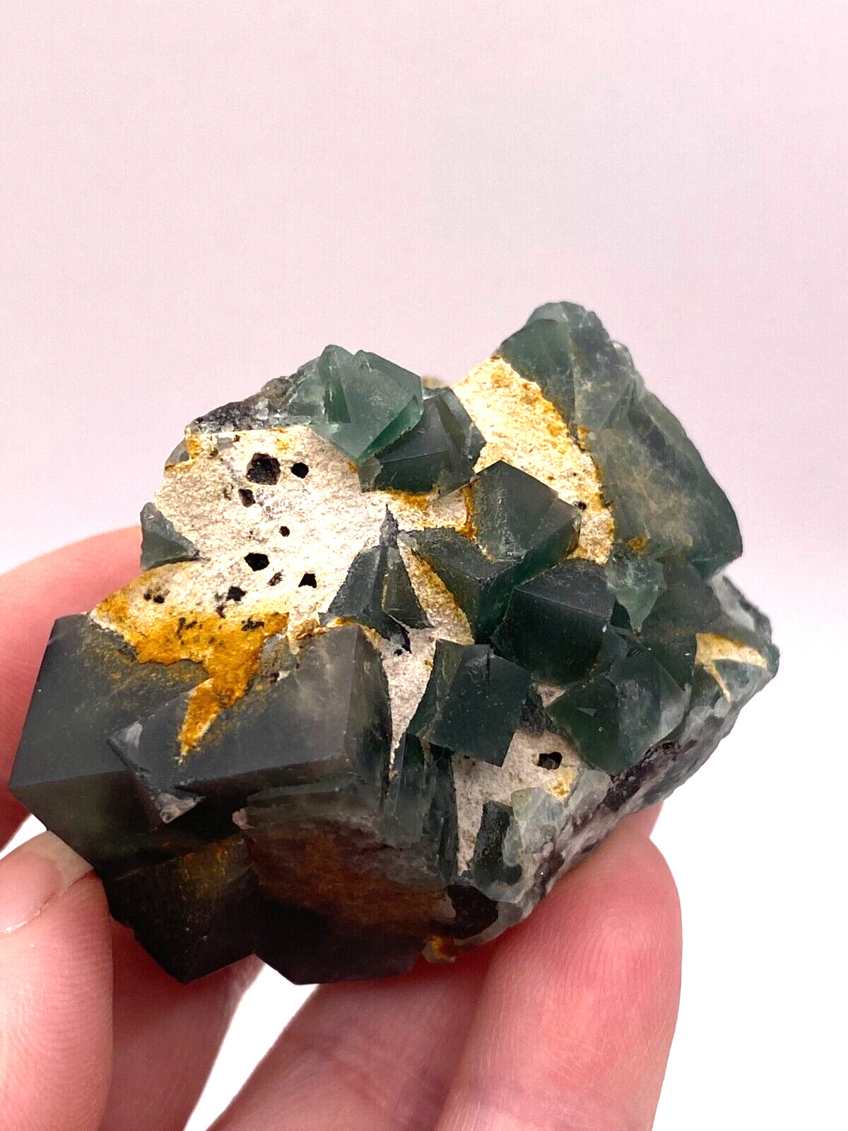 Rare Collectable British Fluorite UK Crystal 50 Year Pocket Green 100g FL16