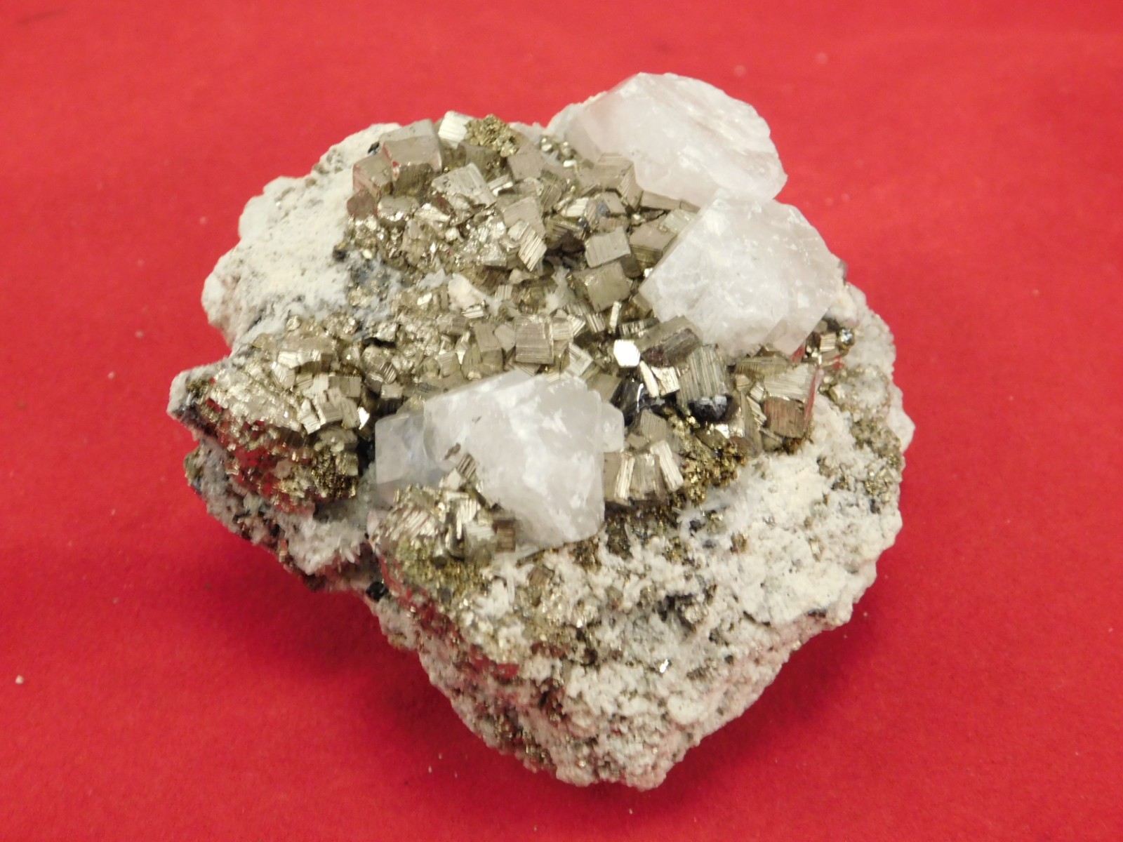 FLUORESCENT Calcite Crystal Cluster with PYRITE Crystal CUBES! Peru 196gr