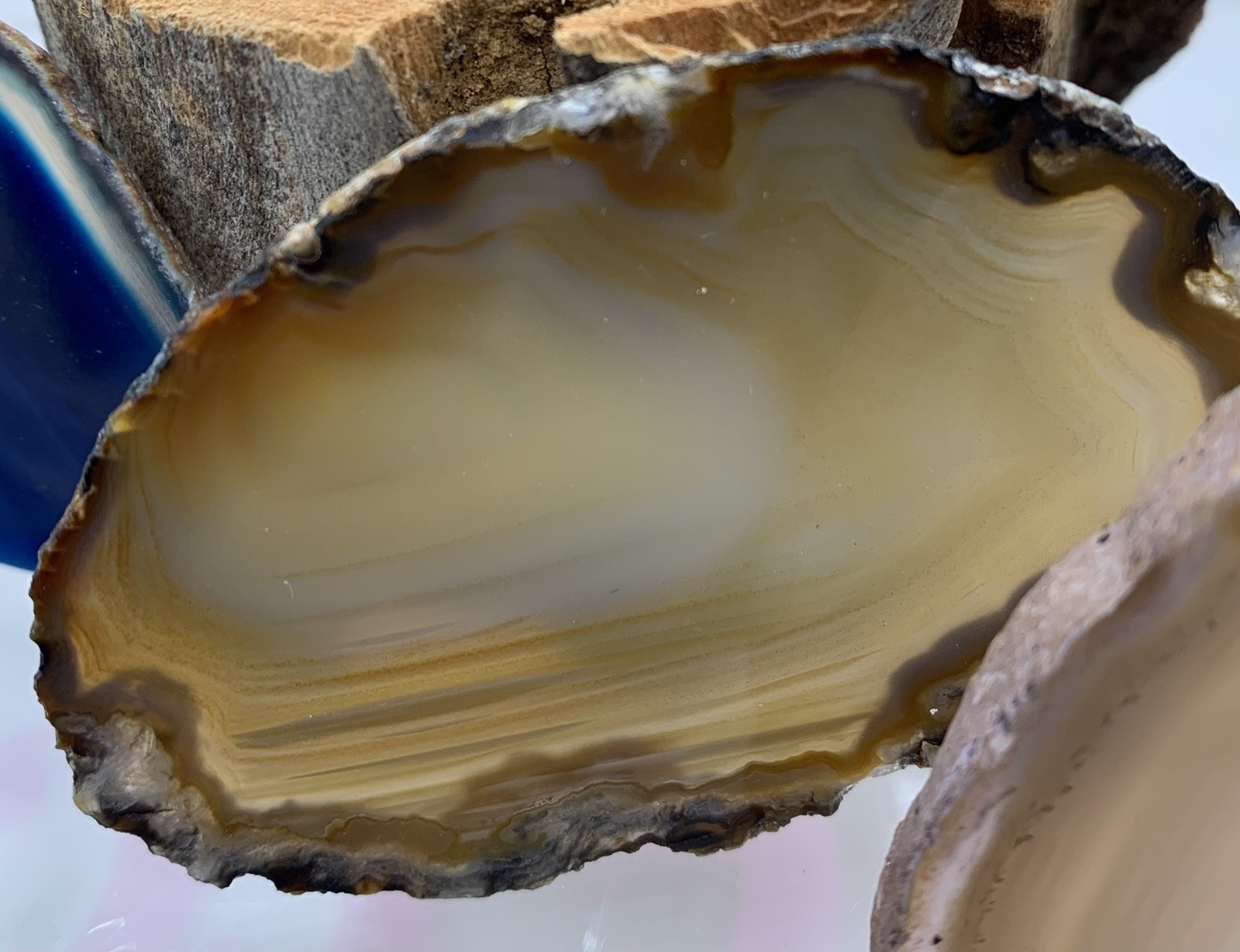 Mixed Lot Of 8 Geode Slices, Polished, Various Sizes