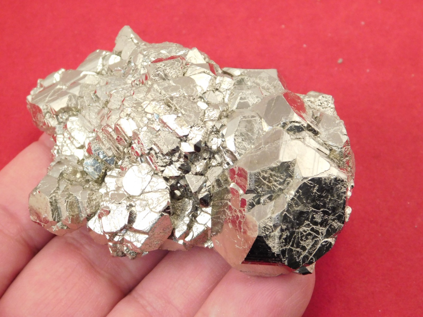 Dodecahedron PYRITE Crystal Cluster 100% Natural Peru 168gr