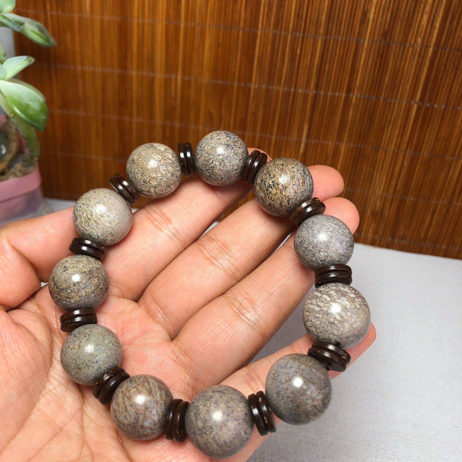 16+mm Natural dinosaur bone gemstone Crystal chain bracelet Specimen A9176