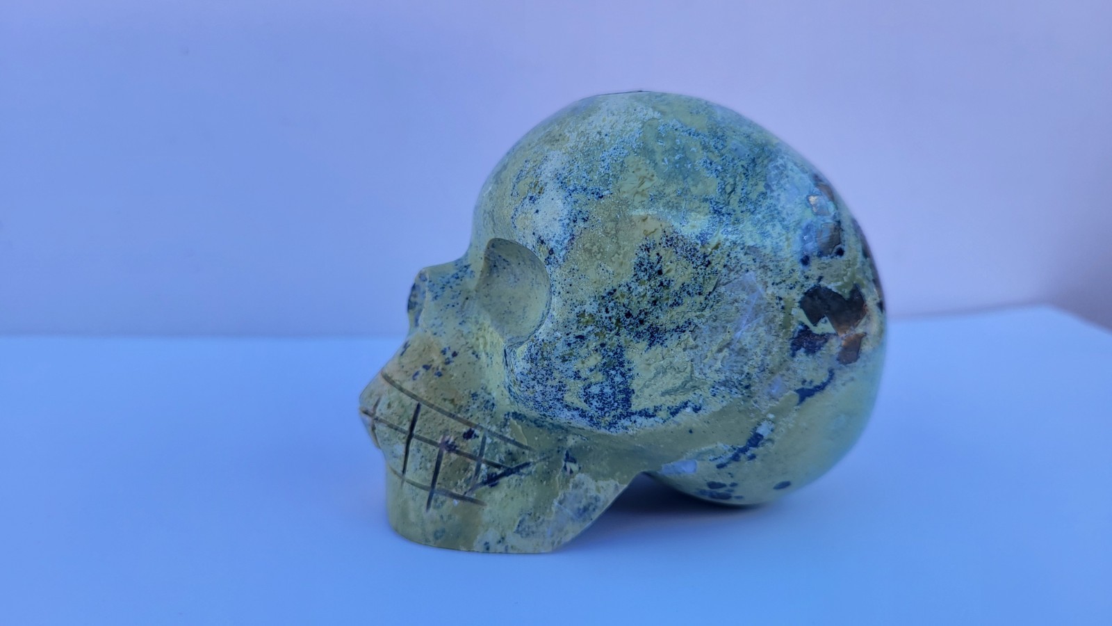 2.2″ GREEN SERPENTINE CARVED AND POLISHED SKULL – PERU