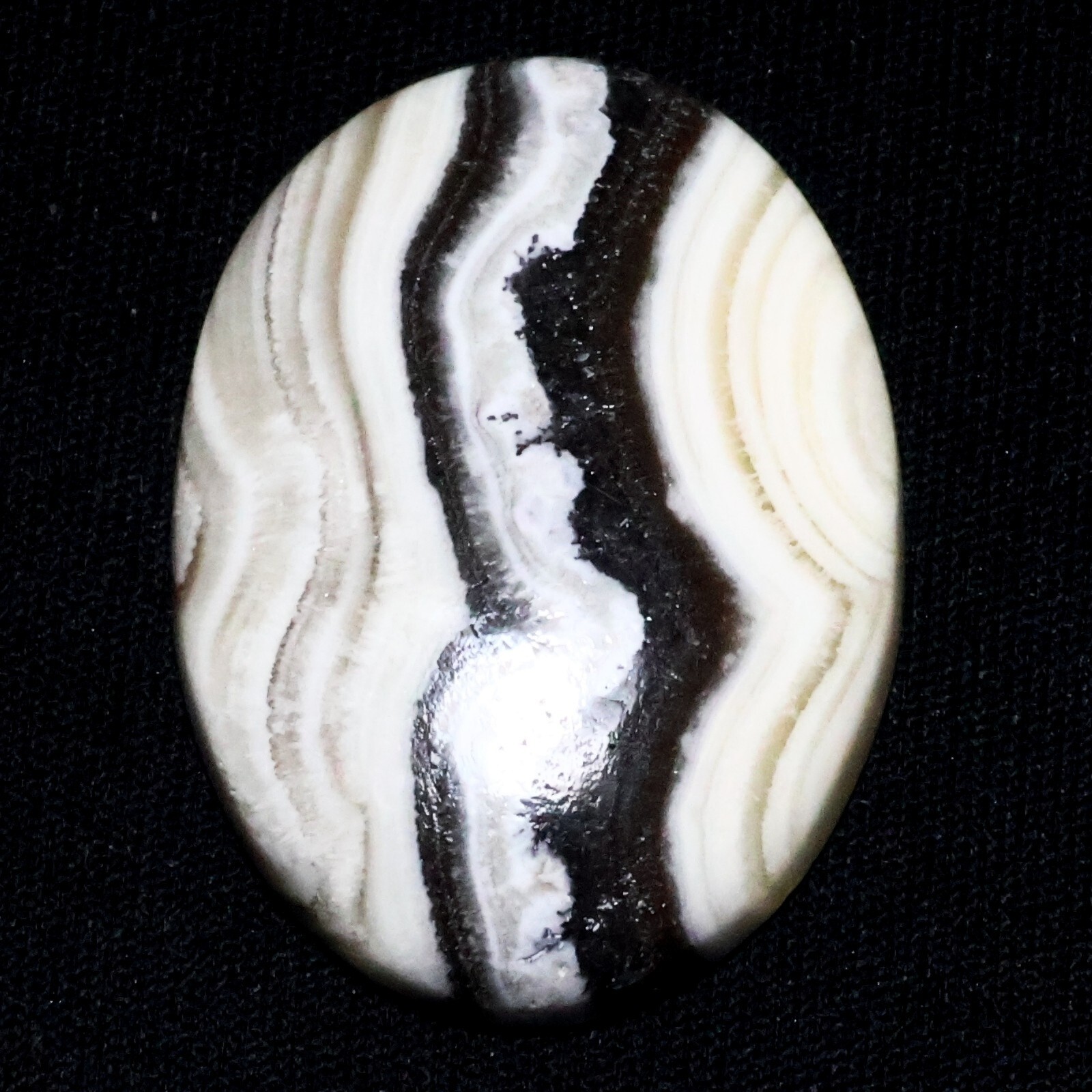 39 Ct 5X25X36 mm Fabulous White Rhodochrosite Oval Cabochon Gemstone CD-204