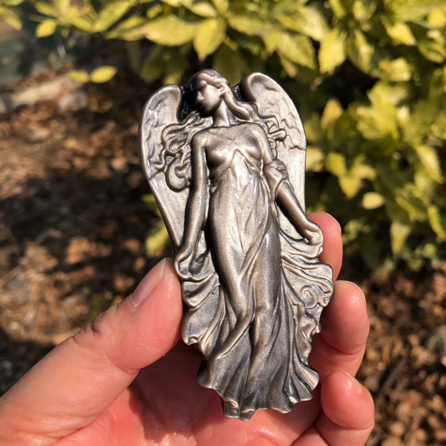 1pc Natural Silver Obsidian Quartz Hand Carved Angel Skull Crystal Reiki Decor