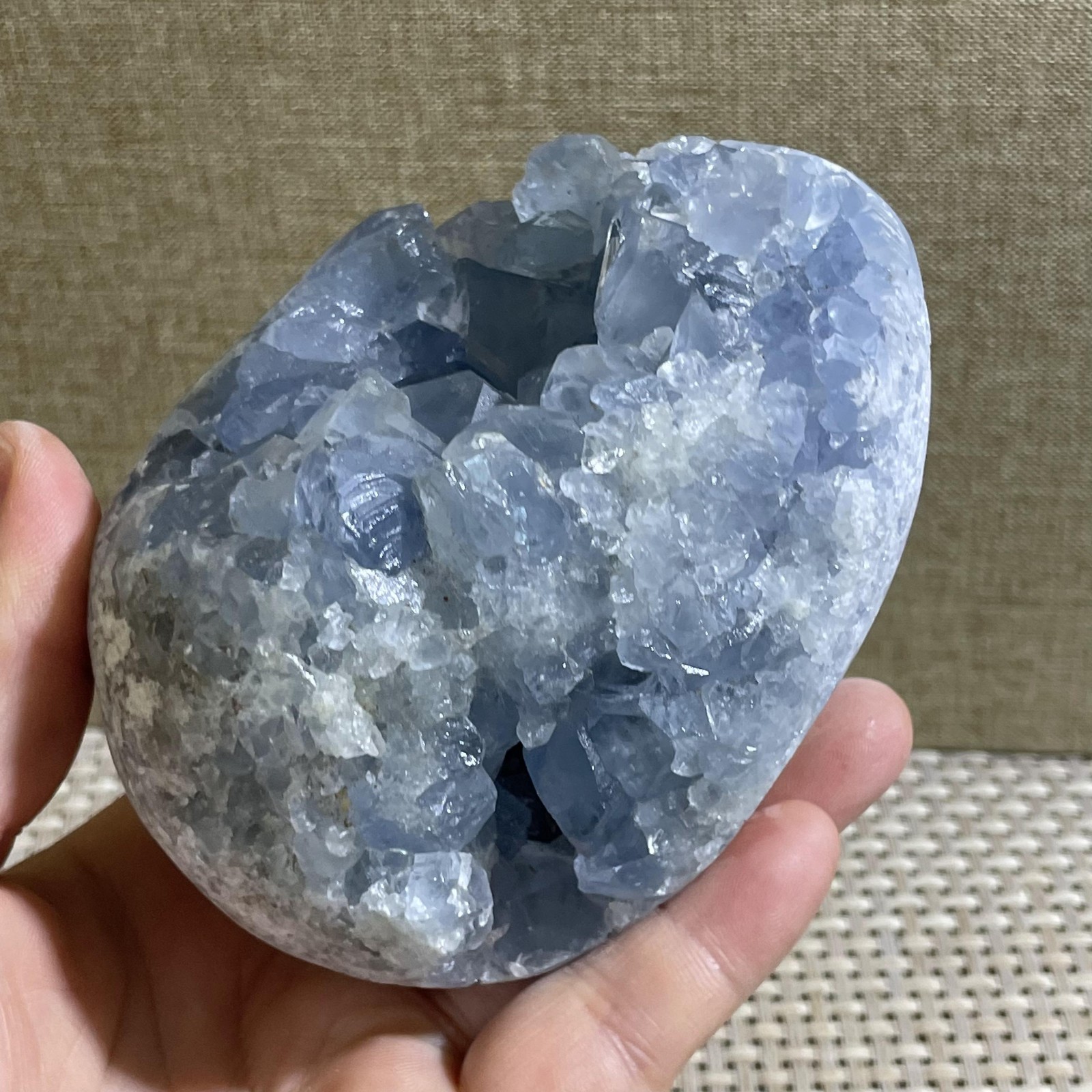 820g Celestite Crystal Natural Sky Blue Geode Cluster – Rough Stone Crystal