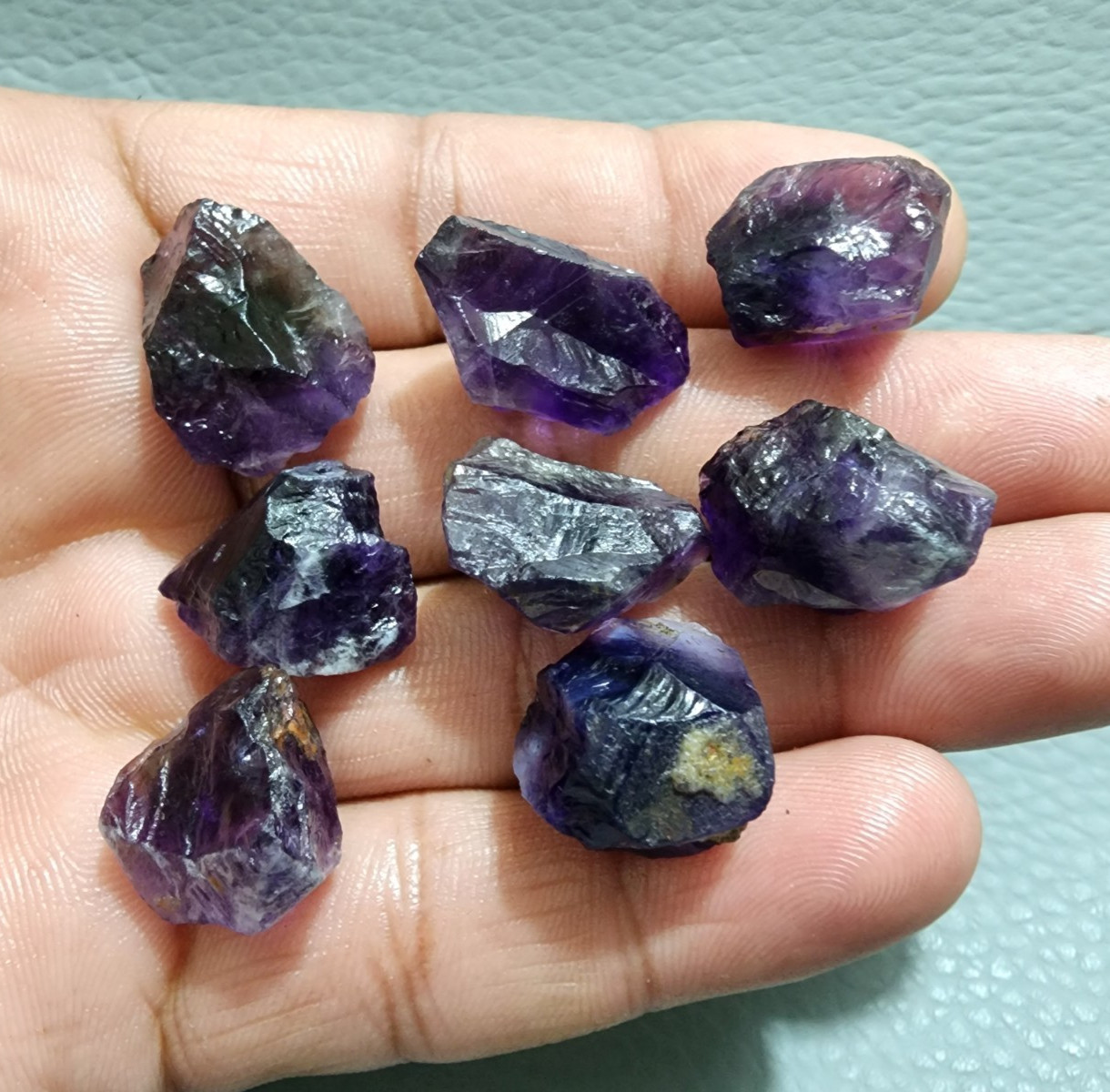 8 Pcs Beautiful Purple Amethyst Rough Gemstone Raw Size 17-21 MM Crystal Rough