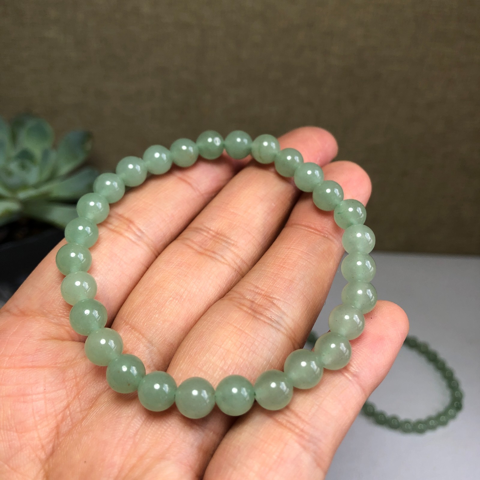 5Pcs Wholesal Natural AVENTURINE Agate Stone bracelets Crystal ball sphere 6mm
