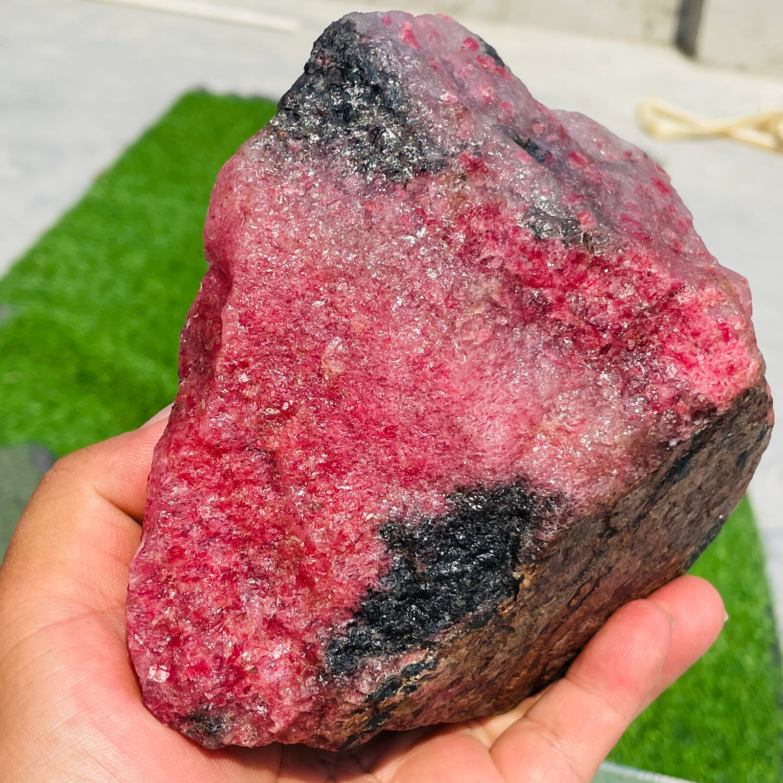 1708g Natural Pink Red Rhodonite Quartz Crystal Gemstone Rough Specimen Healing