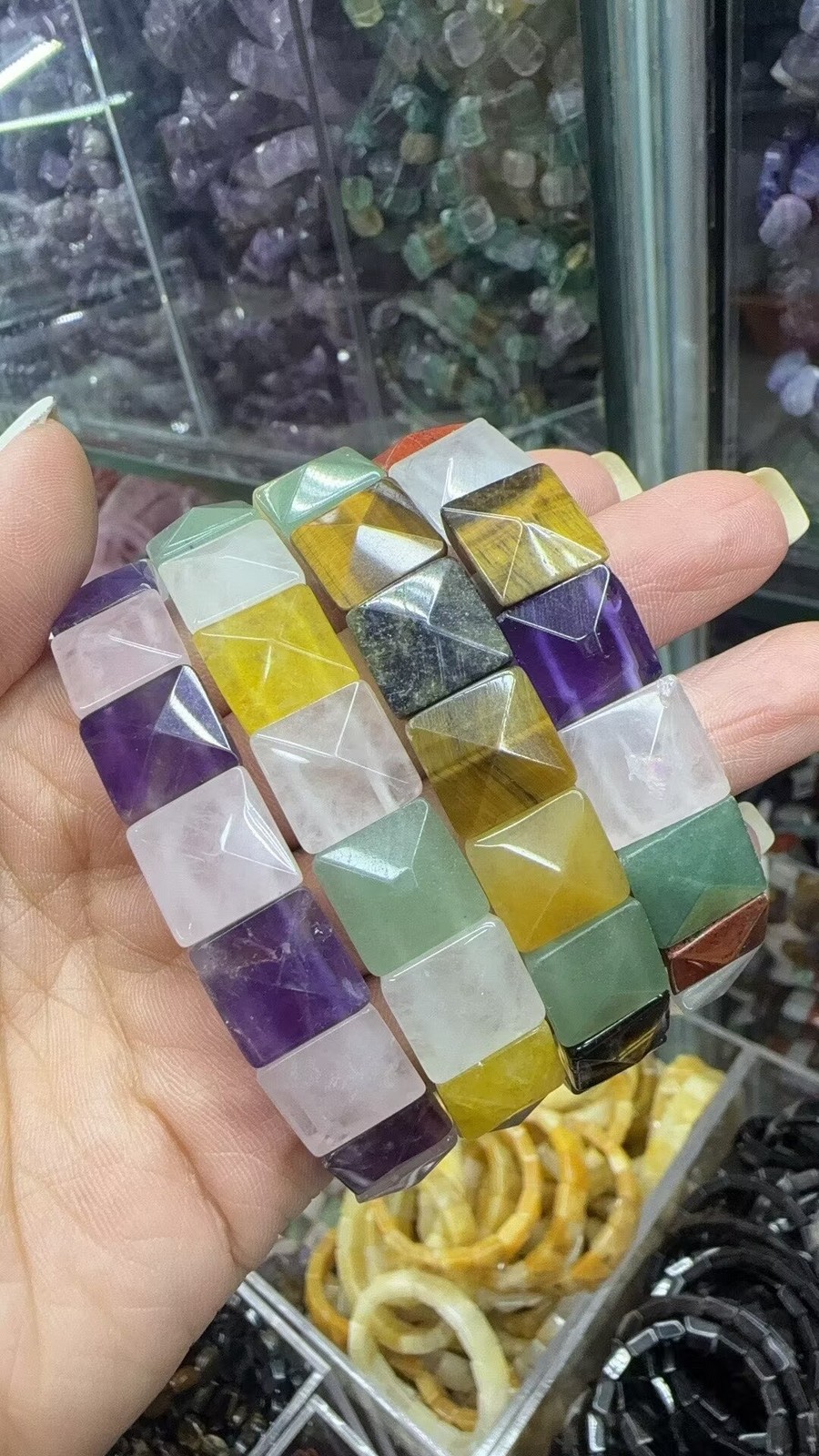 Natural stone square crystal cut angle 12 x12mm pyramid hand bracelet Healing