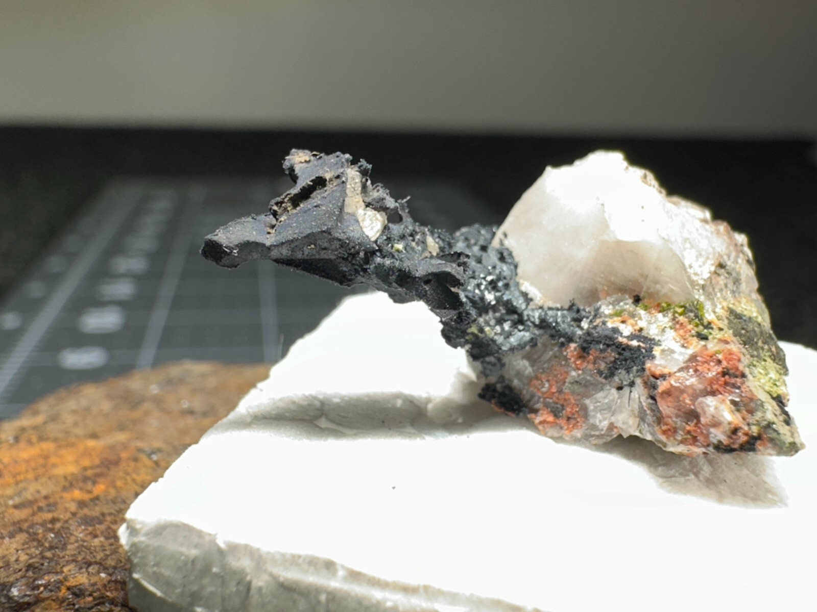 ➤ NATIVE COPPER / TENORITE on CALCITE Caledonia Mine Ontonagon UP MI VIDEO➤127