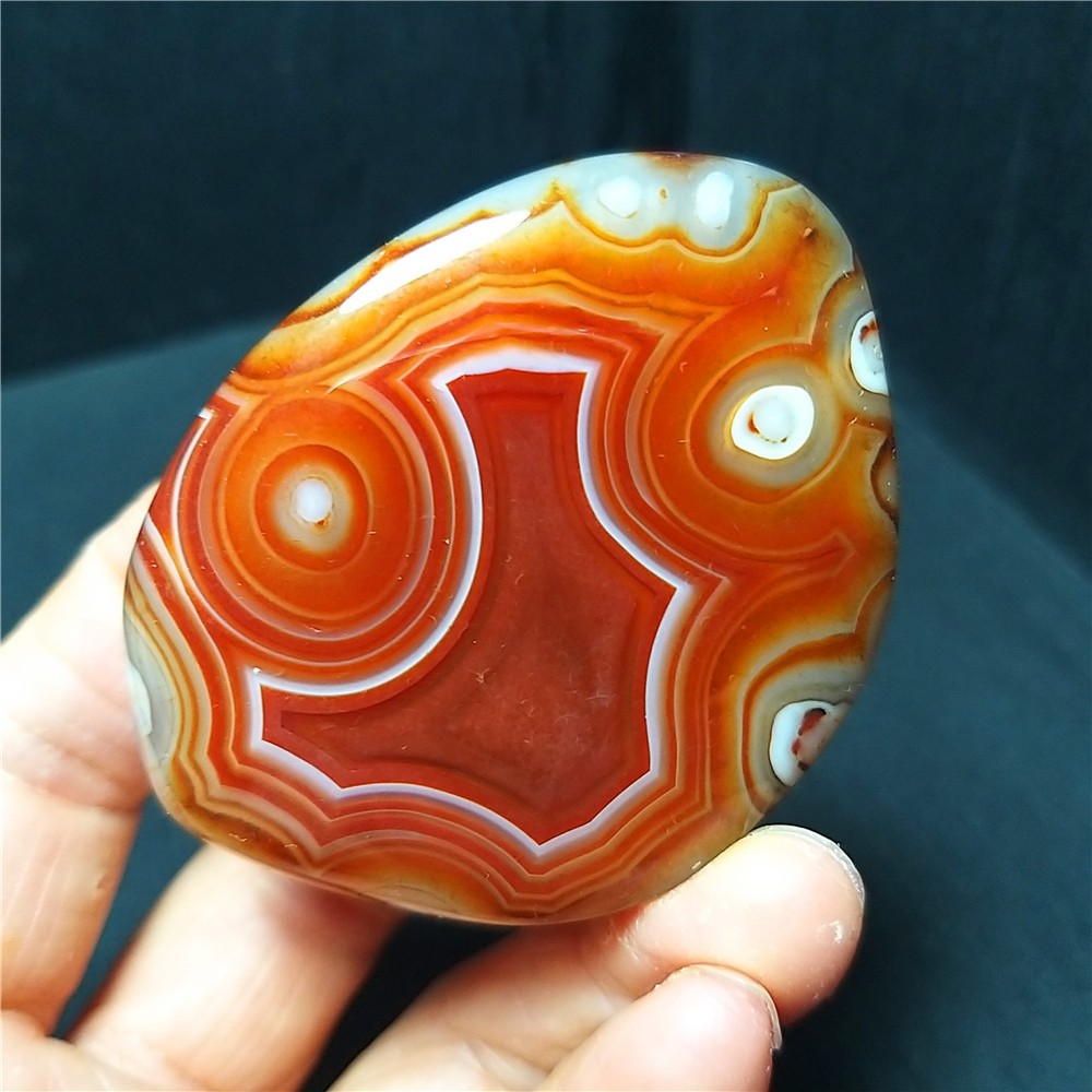 TOP 98.8G Natural Polished Silk Banded Lace Stone Madagascar 1244