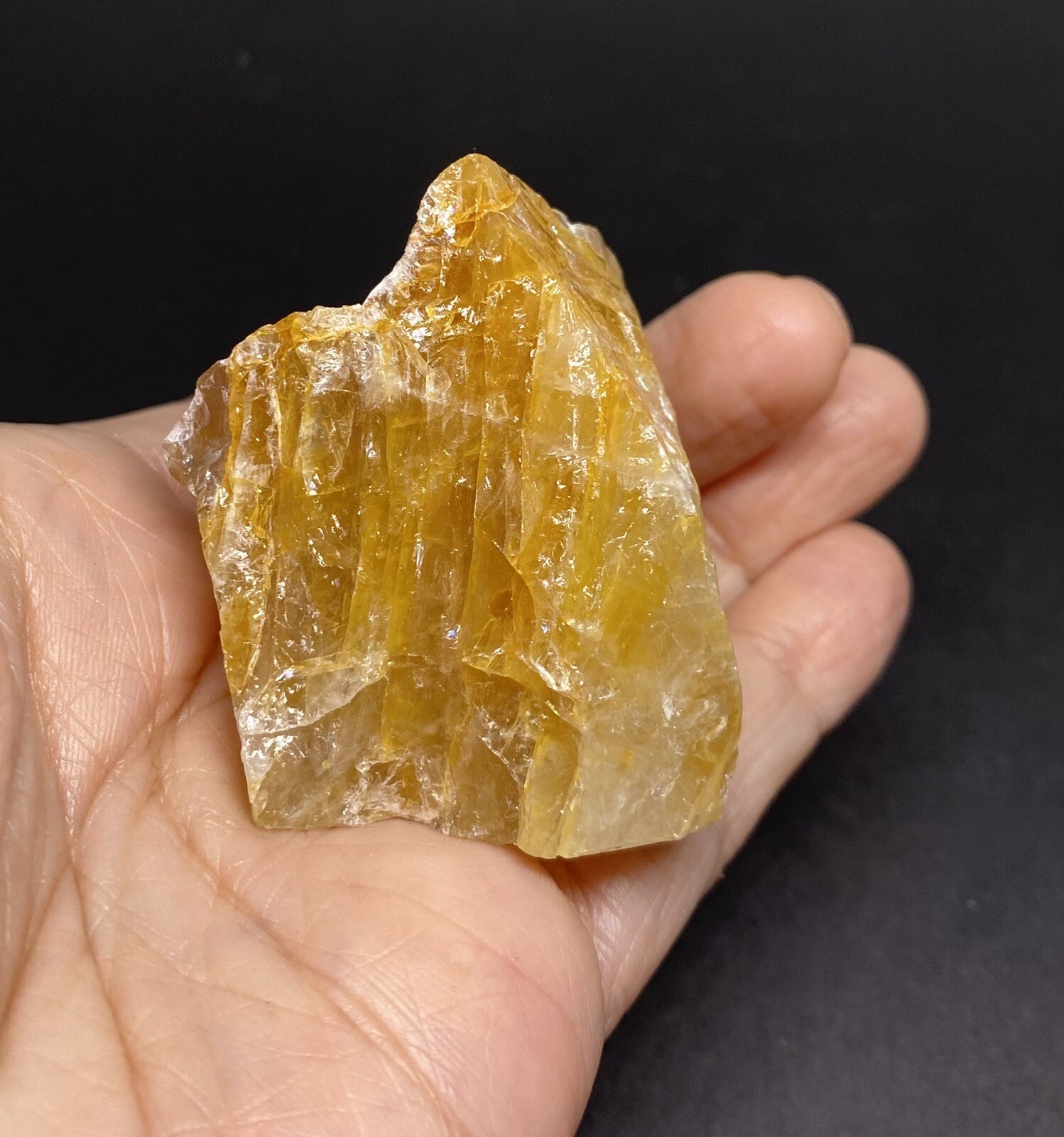 Yellow Hematoid Genuine Quartz Rough Stone From Madagascar 85.8g