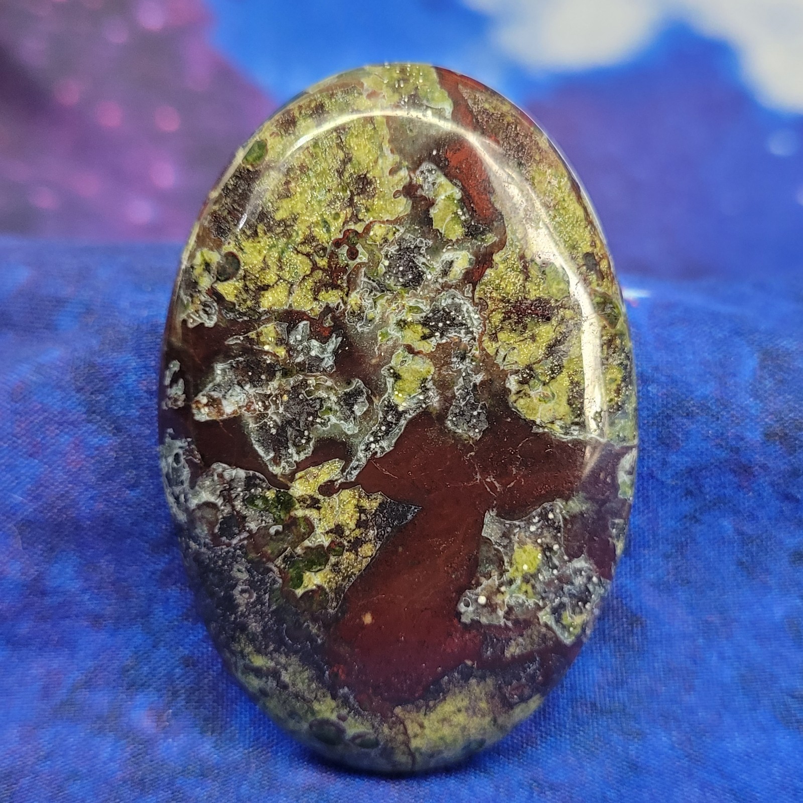 Dragon Blood Jasper Palm Stone 2.25″ 56g LG A Grade Crystal Palmstone Australia