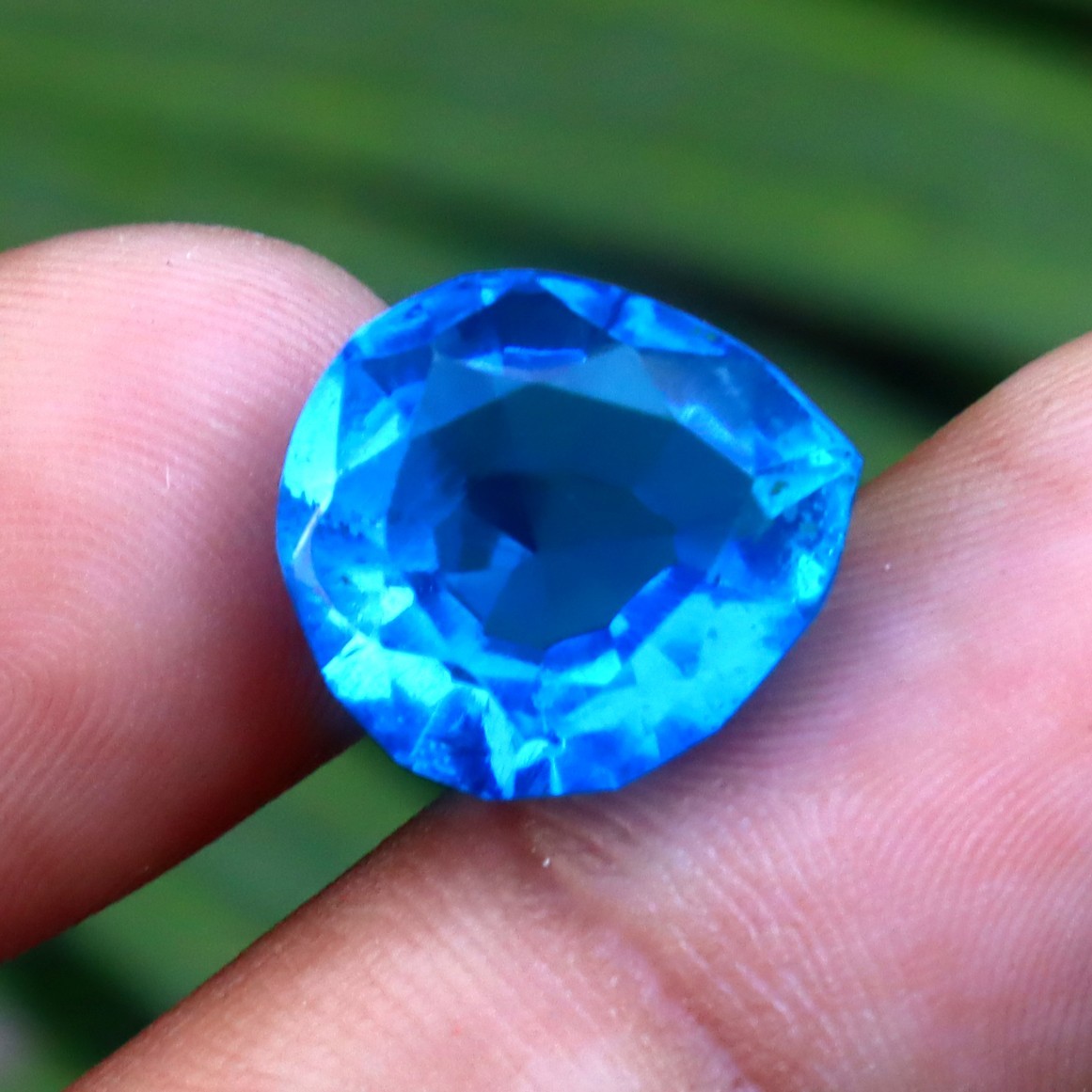 9.75 Ct AAA+ Natural Sky Blue Aquamarine Pear Cut Gemstone Certified!