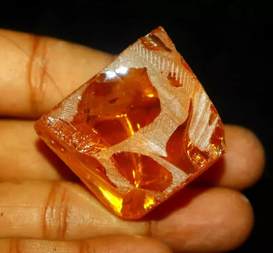 Earth Mined Natural Yellow Sapphire 650-880 Ct Uncut Raw Rough Gemstone Russia