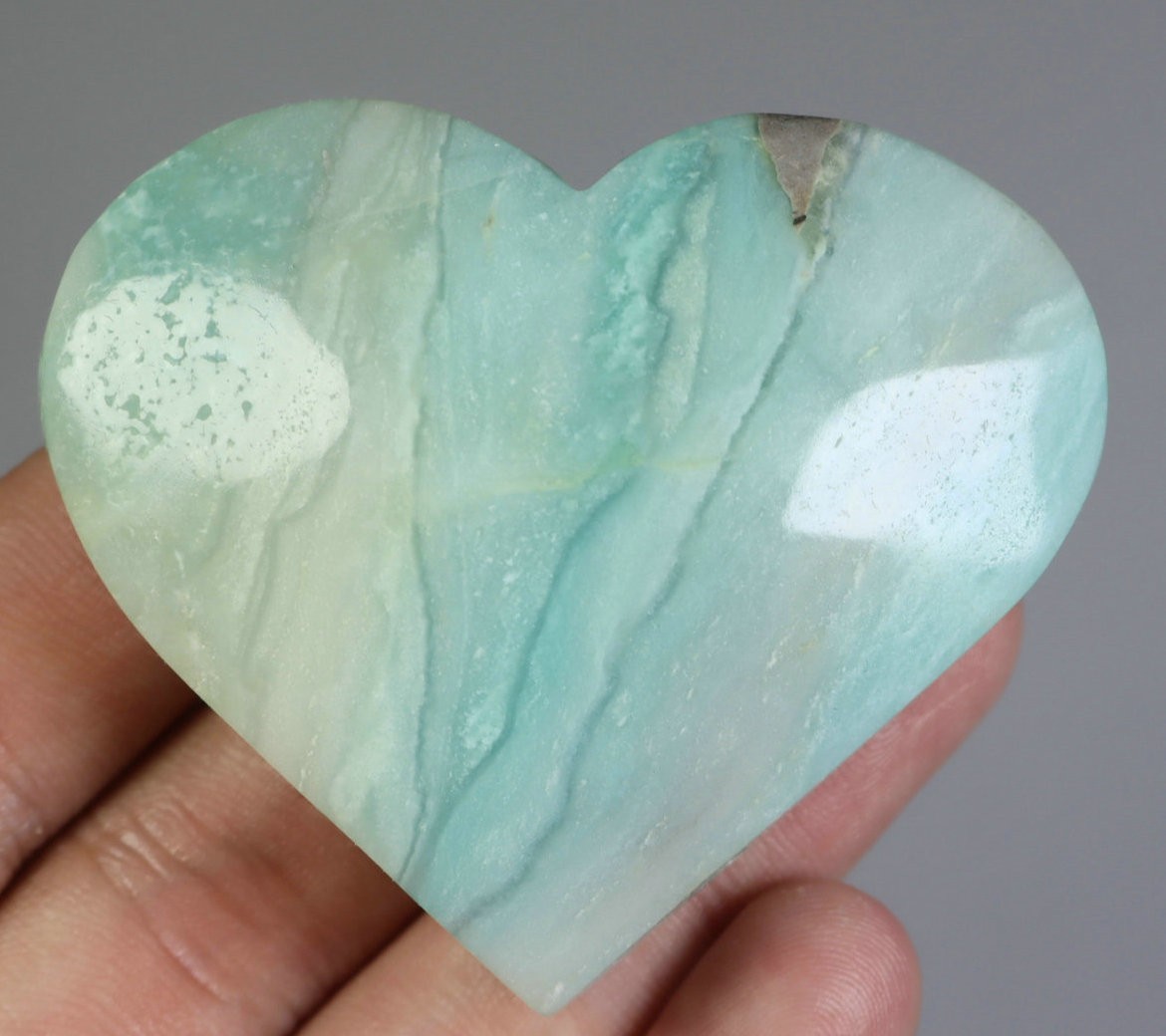 Natural Sky Blue Caribbean Calcite Quartz Crystal Stone Heart Reiki Healing