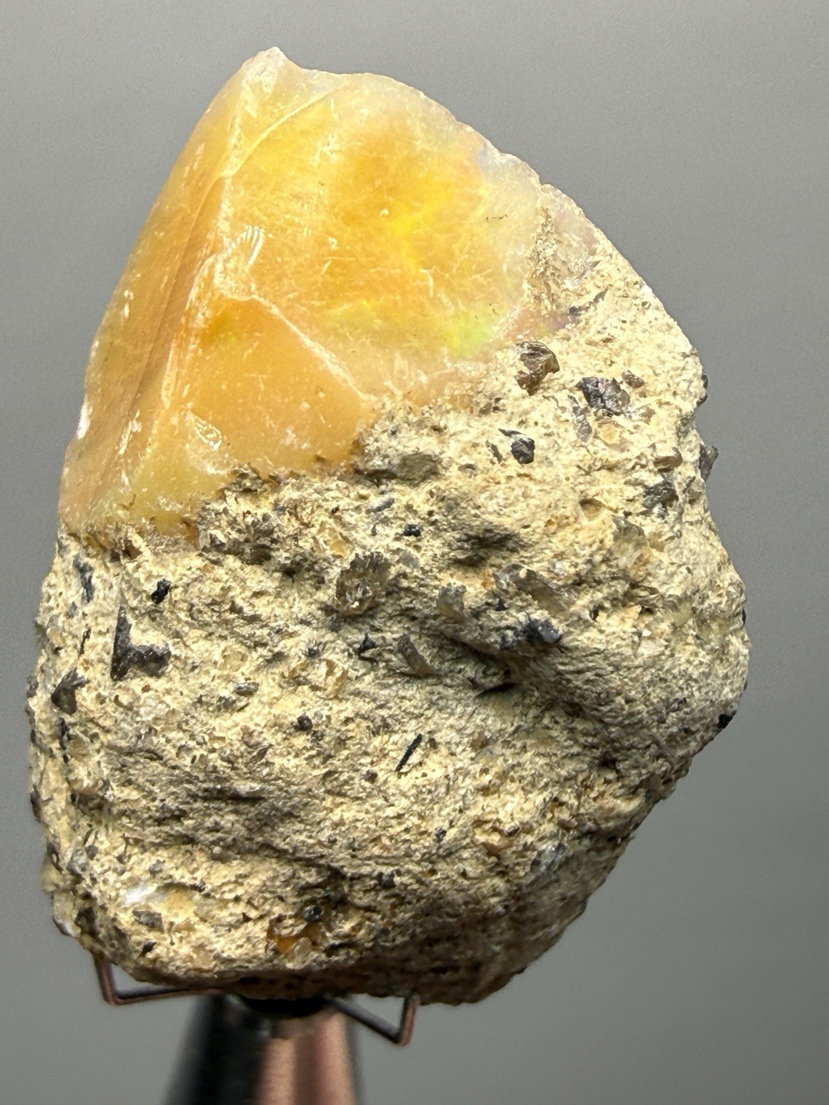 Precious Opal with Multi Color Play | Welo, Ethiopia