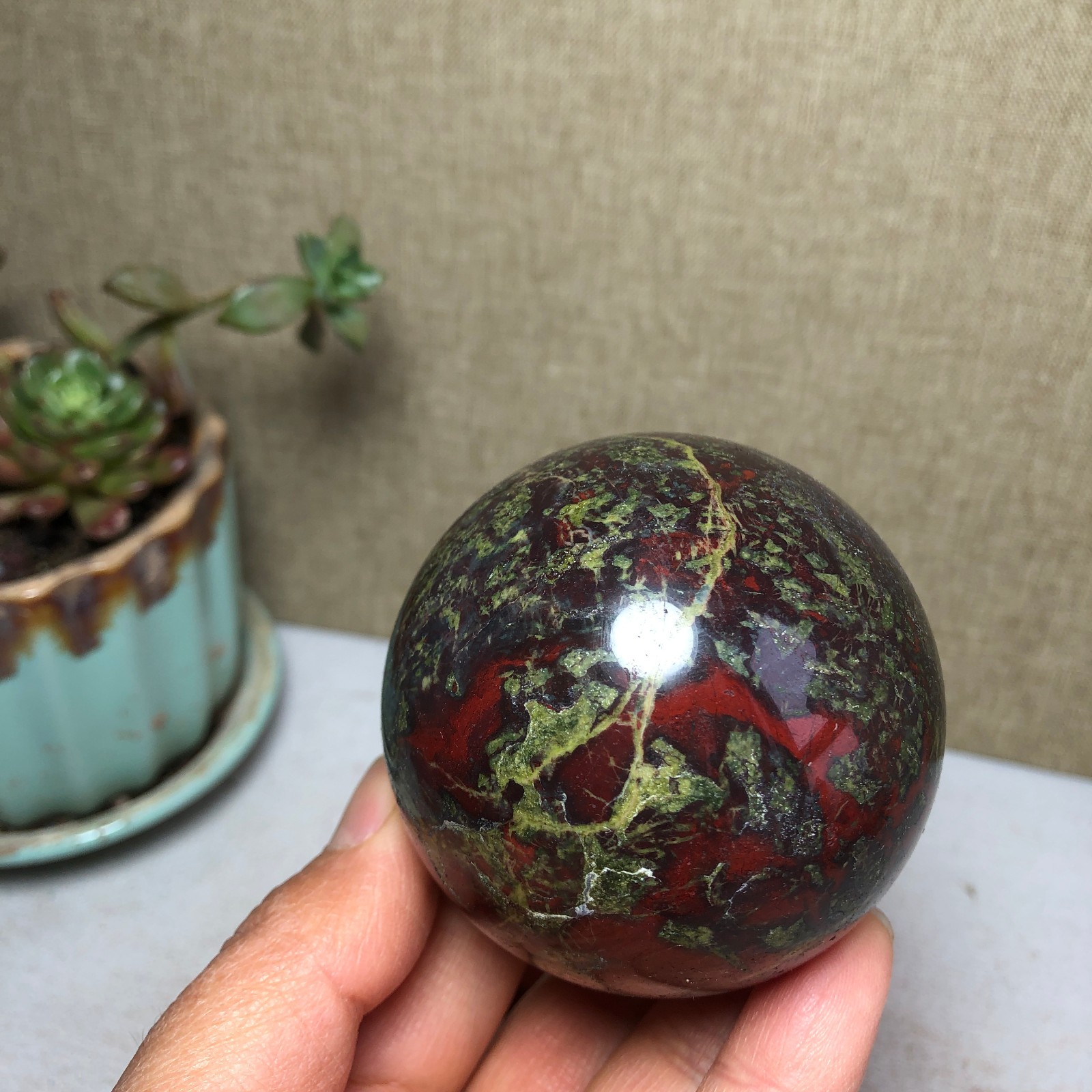 60mm Natural Dragon blood stone quartz crystal sphere ball healing 348g A4050