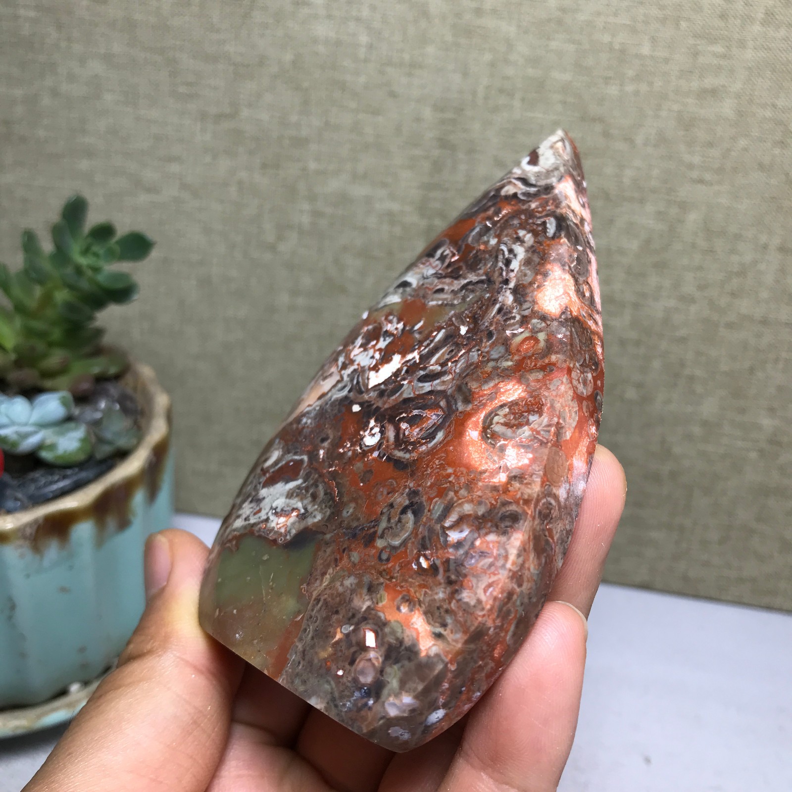 Natural Indonesian Bloodstone agate point leaf Crystal specimens 164g A5133