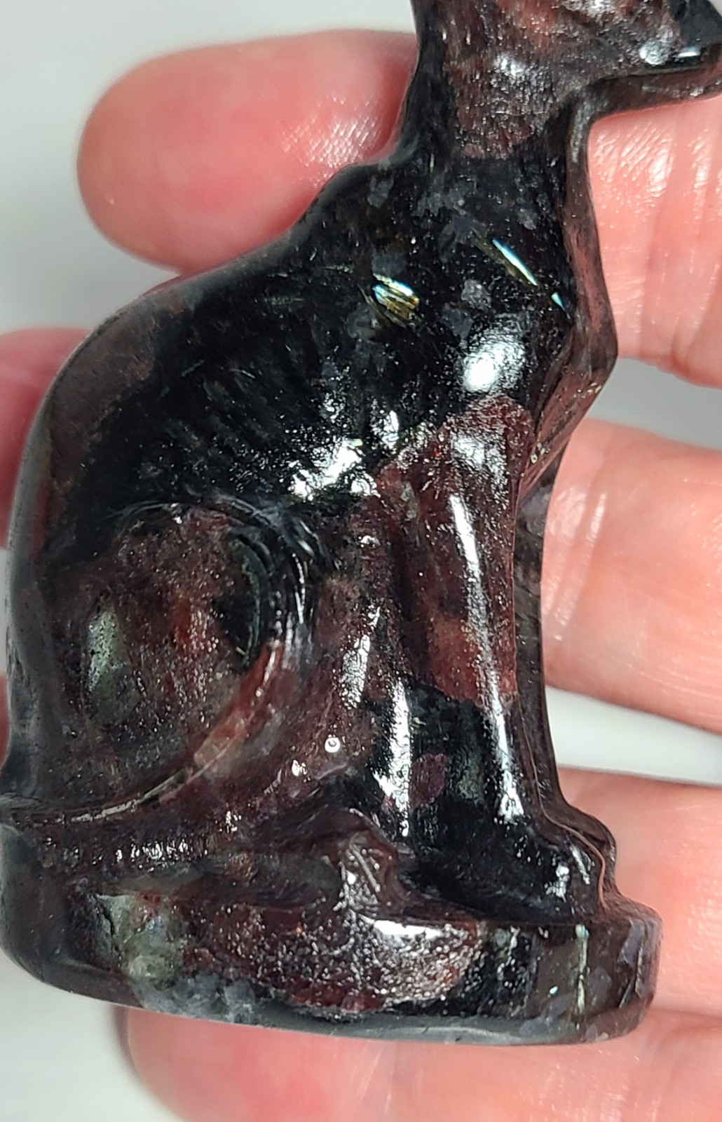 3″ 108g Garnet Arfvedsonite Egyptian Hairless Cat Crystal Stone Carving Statue