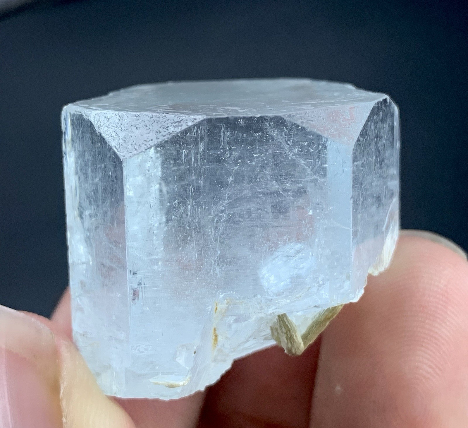 155 Cts Natural Aquamarine Crystal from Pakistan Rare Quality 26x27x26 mm.
