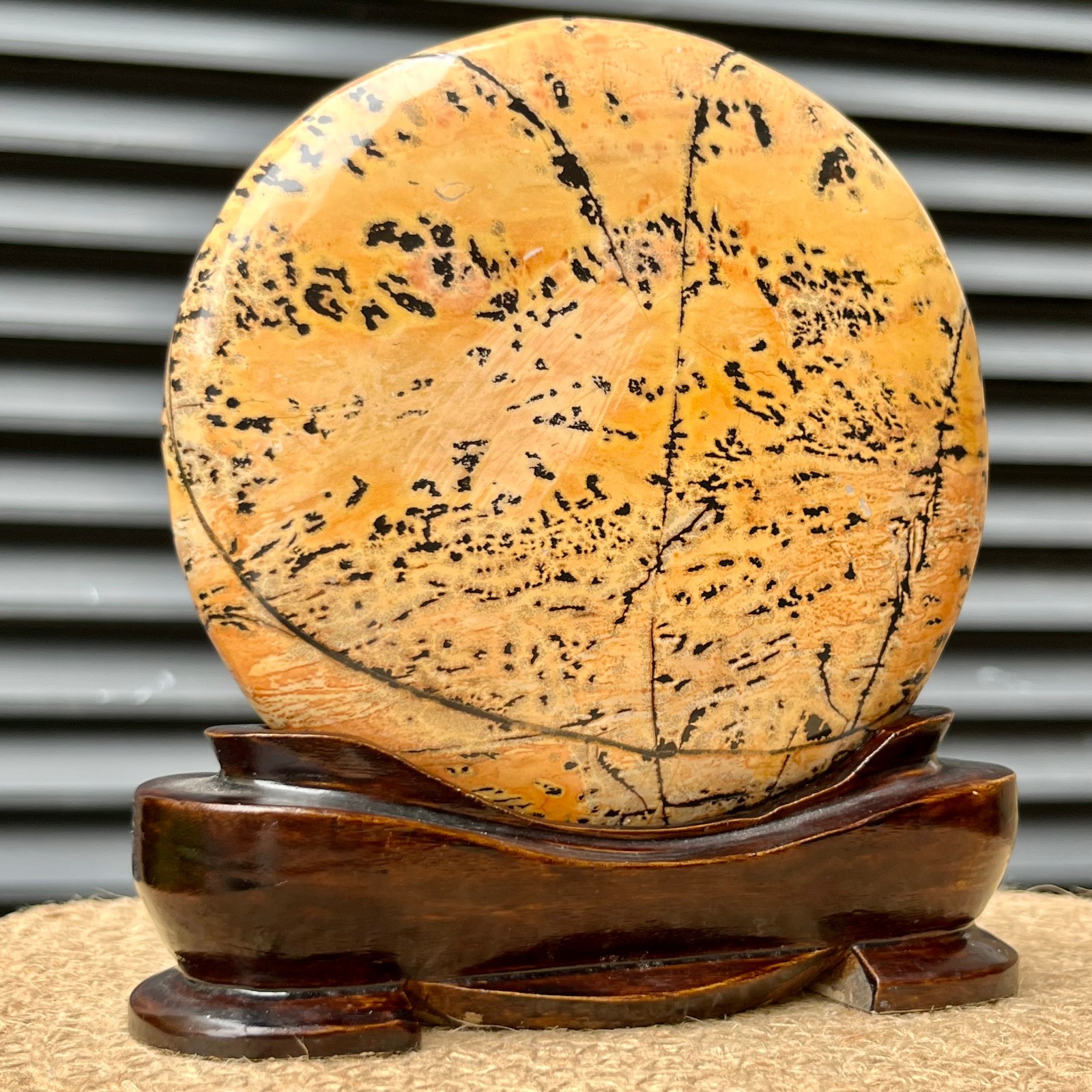 840 g Landscape Stone Art Anniversary Gift Display w/ Wood Decor