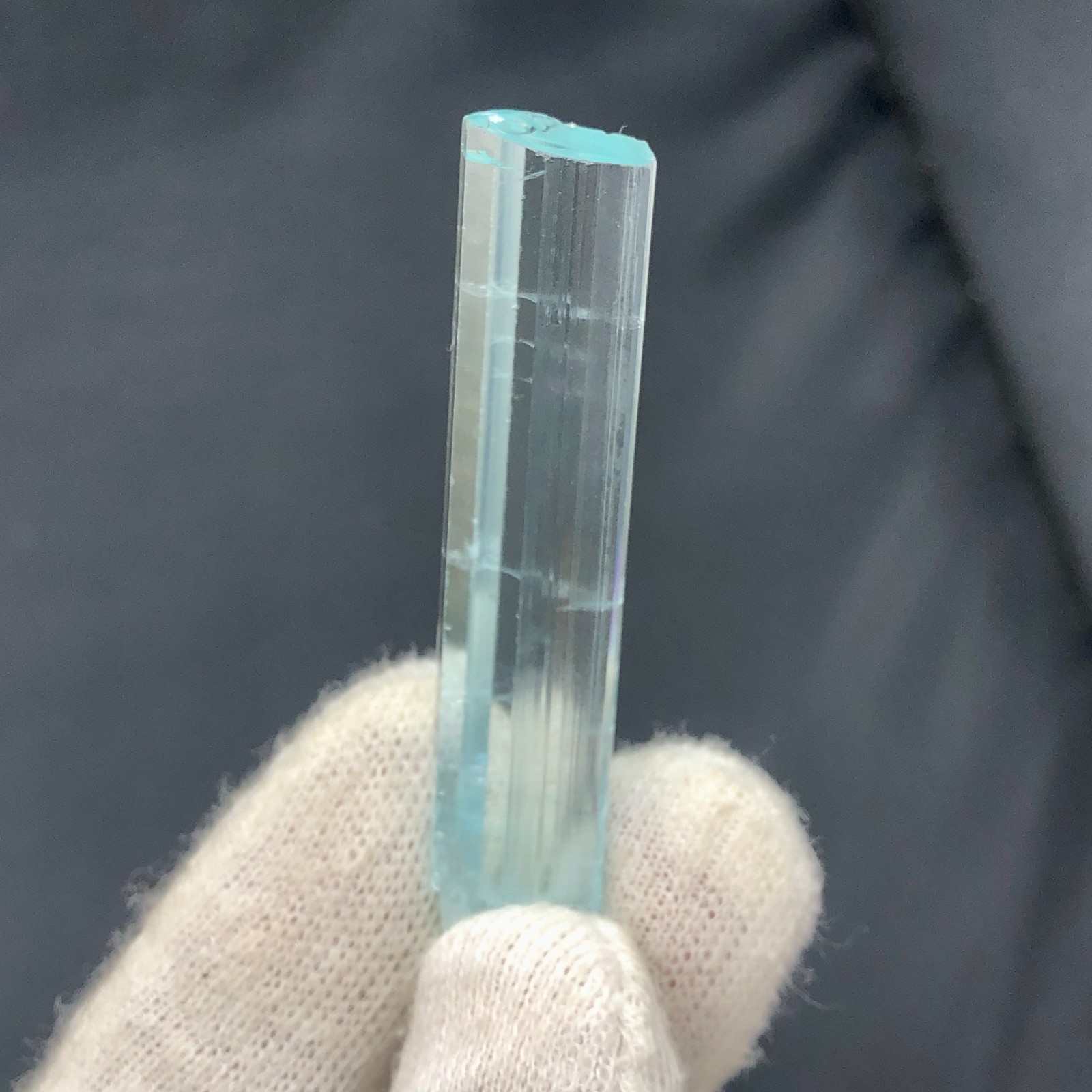 Natural Stunning Eye Clean Piece of Blue Aquamarine 62 Carat’s Crystal