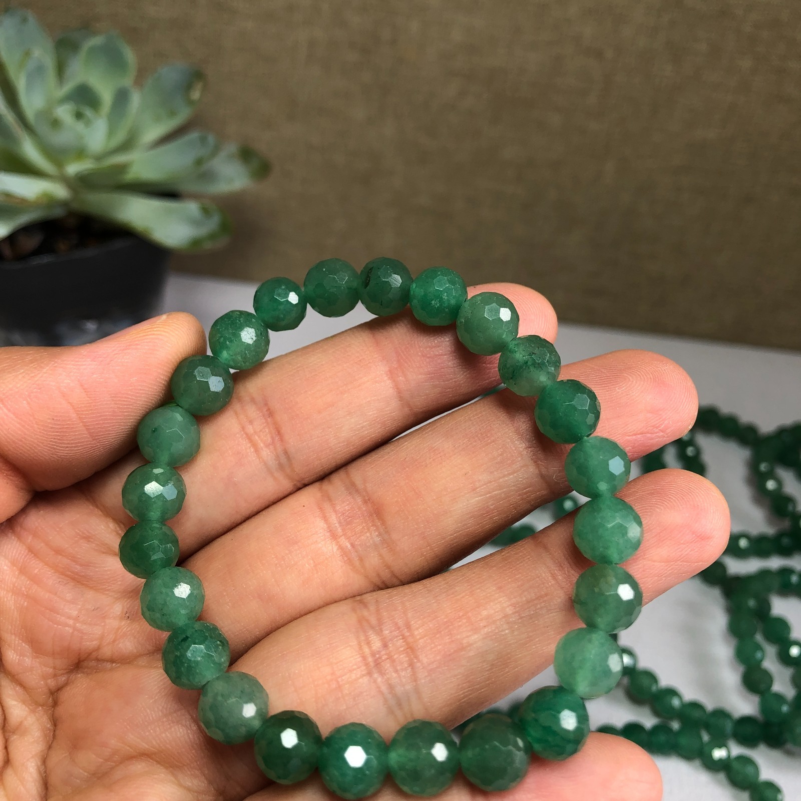 5Pcs Wholesal Natural Aventurine Quartz bracelets Crystal ball sphere facet 8mm
