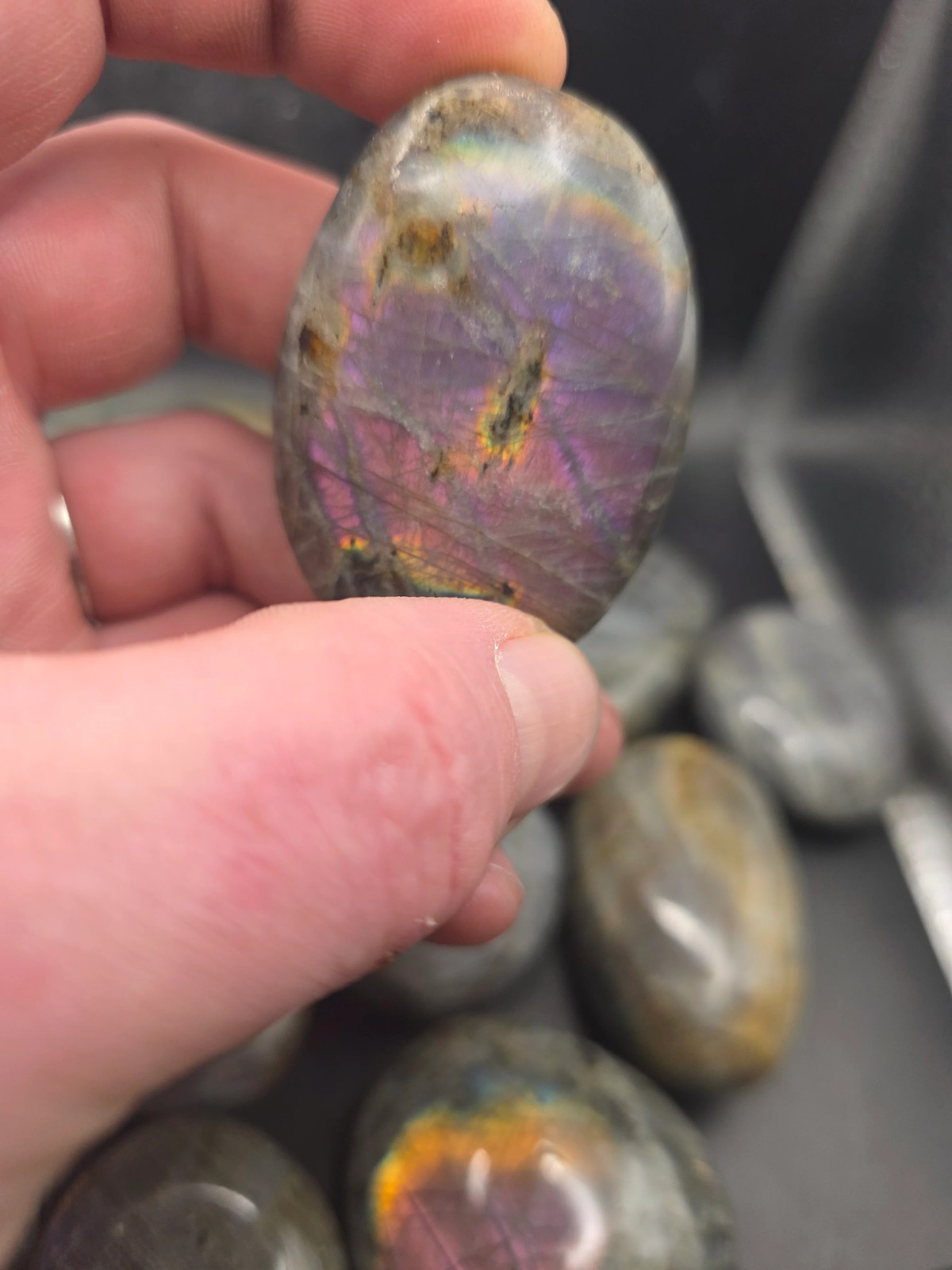 Sunset labradorite palm stone! 1.6 too 2.5 inches