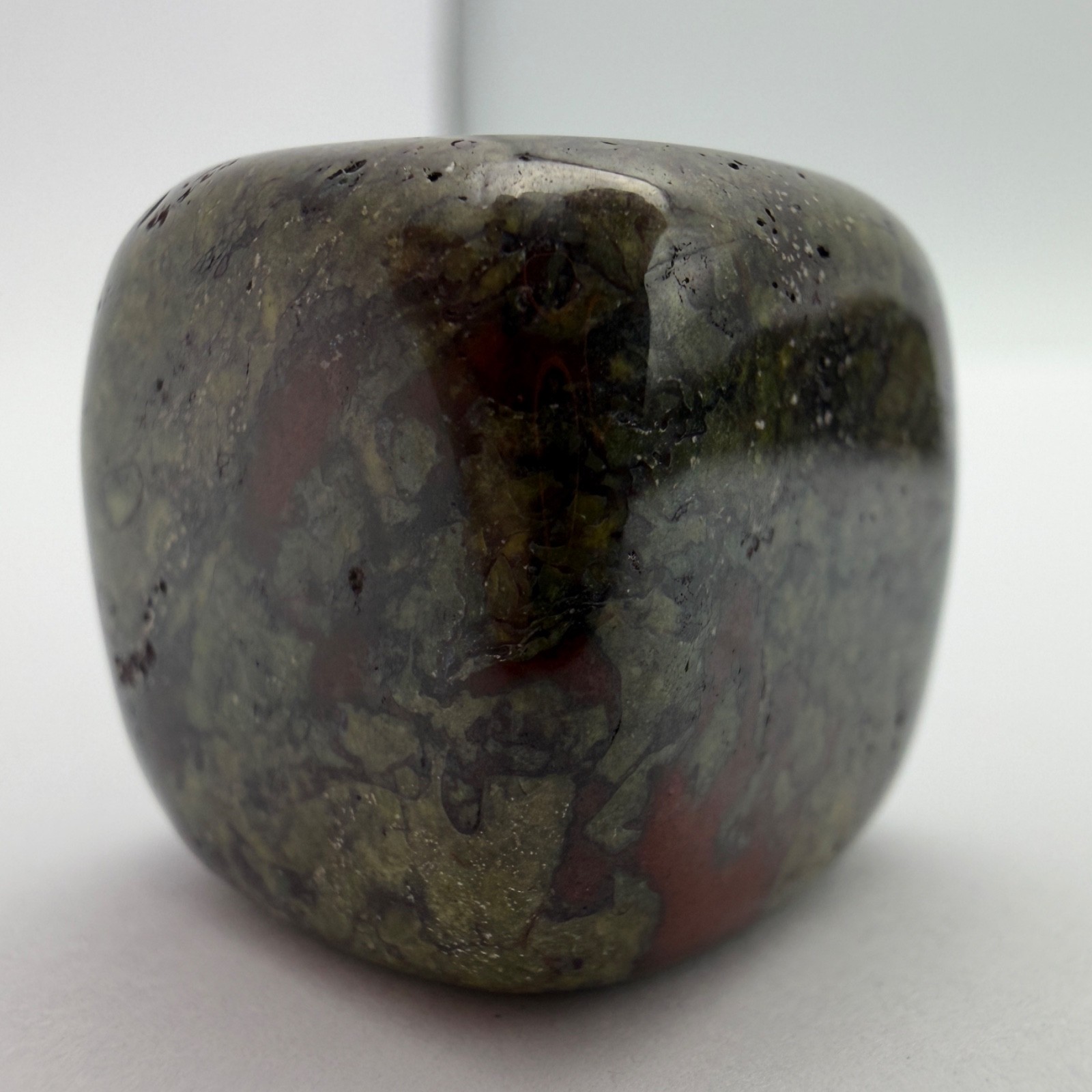 Wholesale Lot 2 Lbs Natural Dragon Bloodstone Cube Crystal Healing Energy
