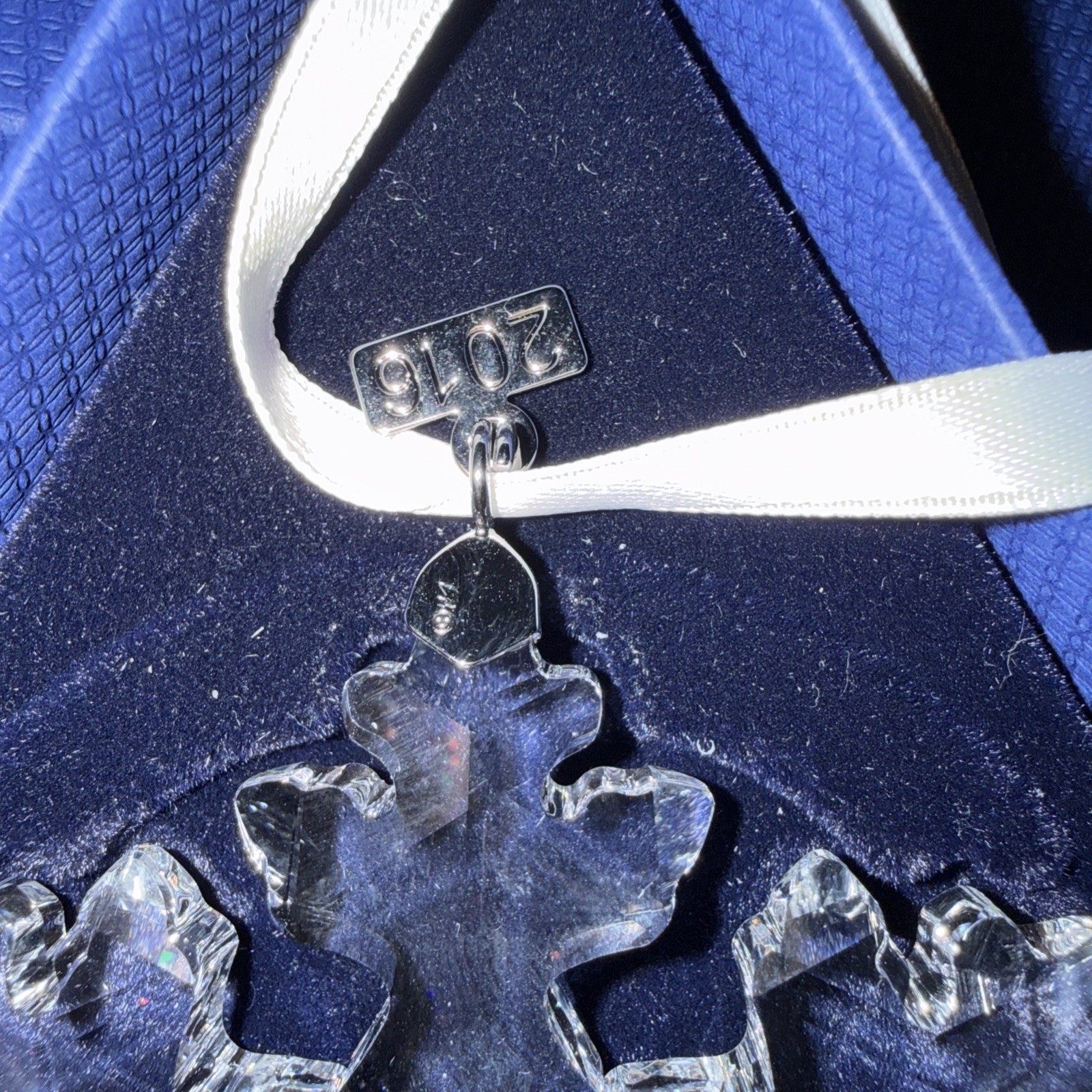 Swarovski 2016 Annual Edition Snowflake Star Christmas Ornament Collectible