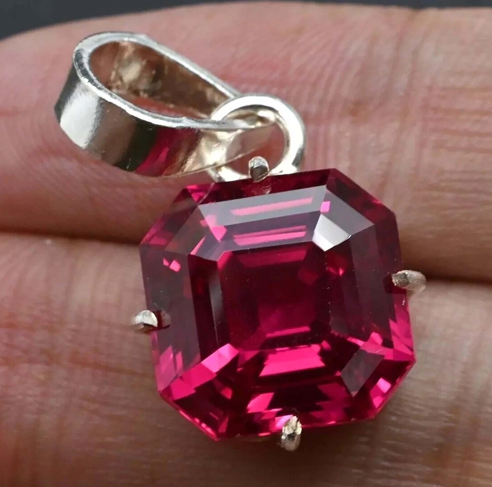 50 Ct Natural Padparadscha Sapphire Pendant Asscher Shape 925 Silver IGL 6JDA