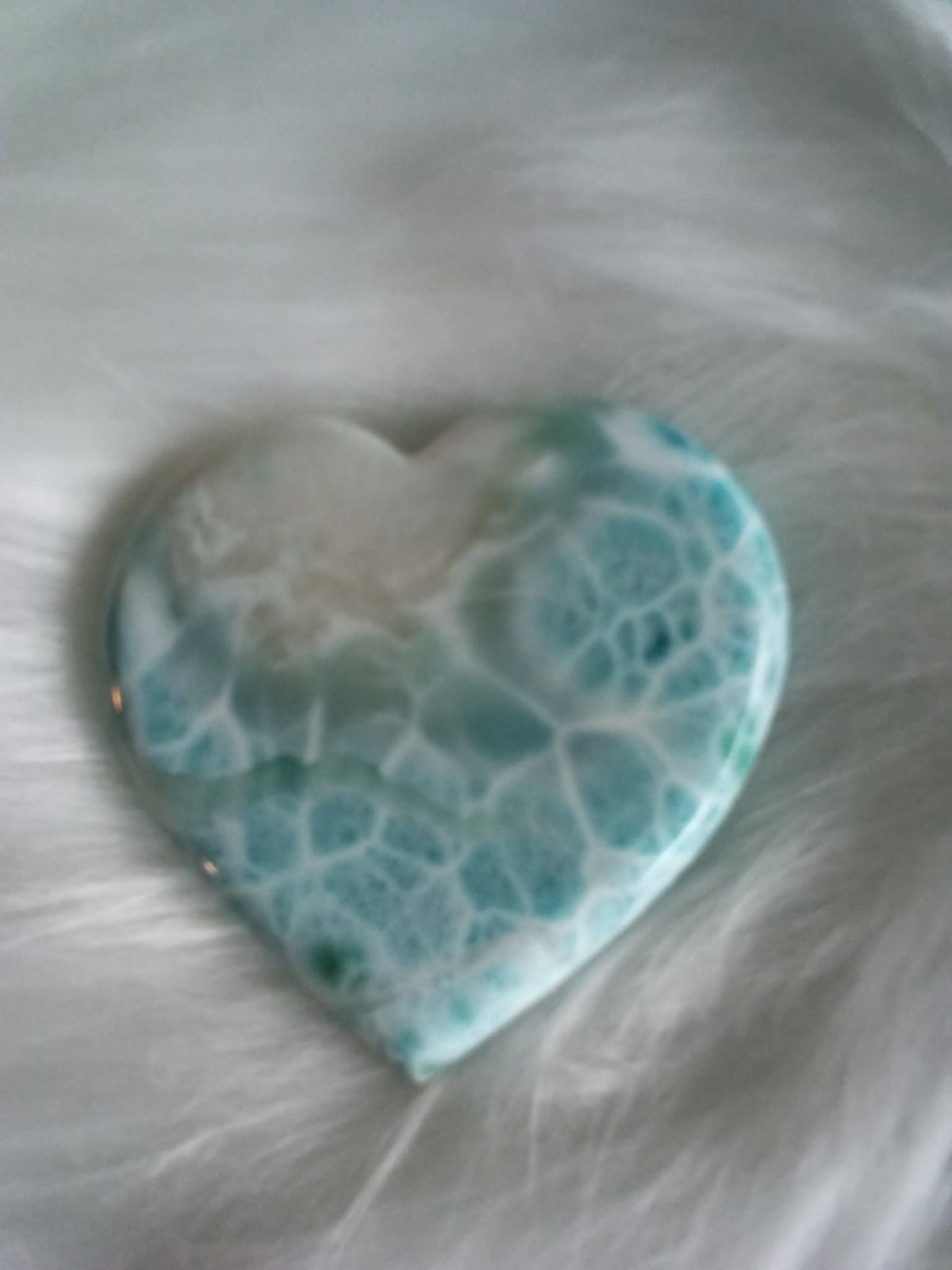 LARGE DOMINICAN REPUBLIC LARIMAR HEART PALMSTONE 65 mm x 66 pt 7 mm x 12 mm